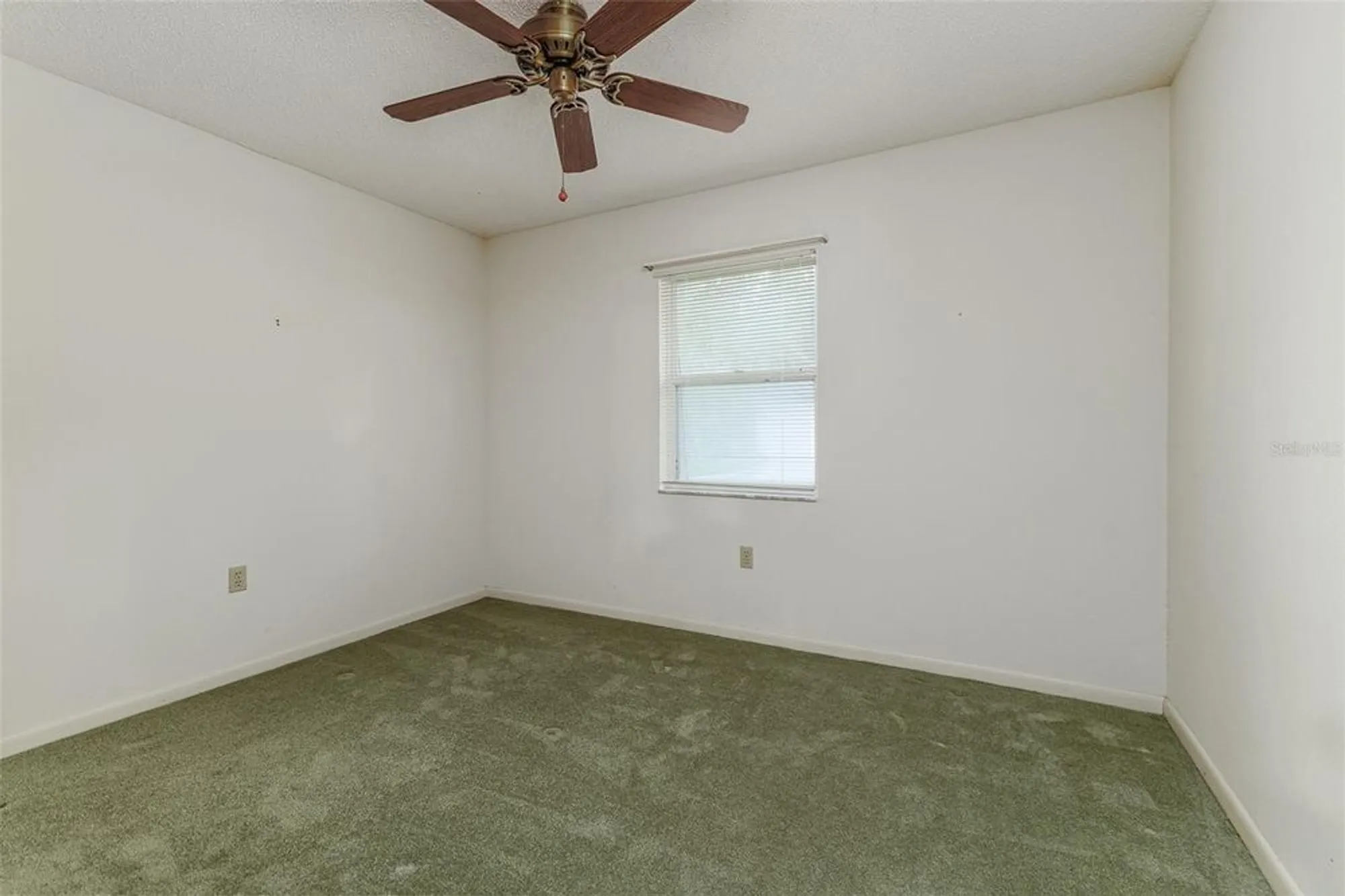 Property Slideshow image 21 of 40 | 4926 pleasant hollow trl, Lakeland, FL, 33811