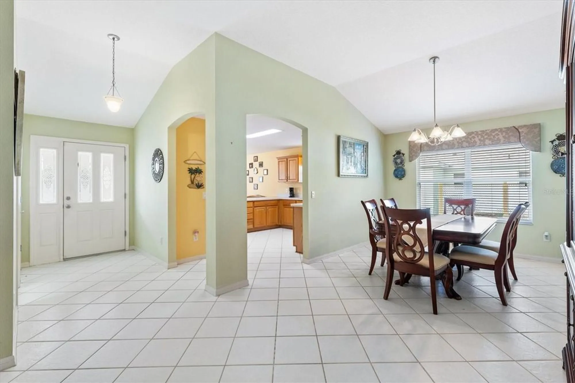 Property Slideshow image 5 of 43 | 9199 se 171st cooper loop, The Villages, FL, 32162