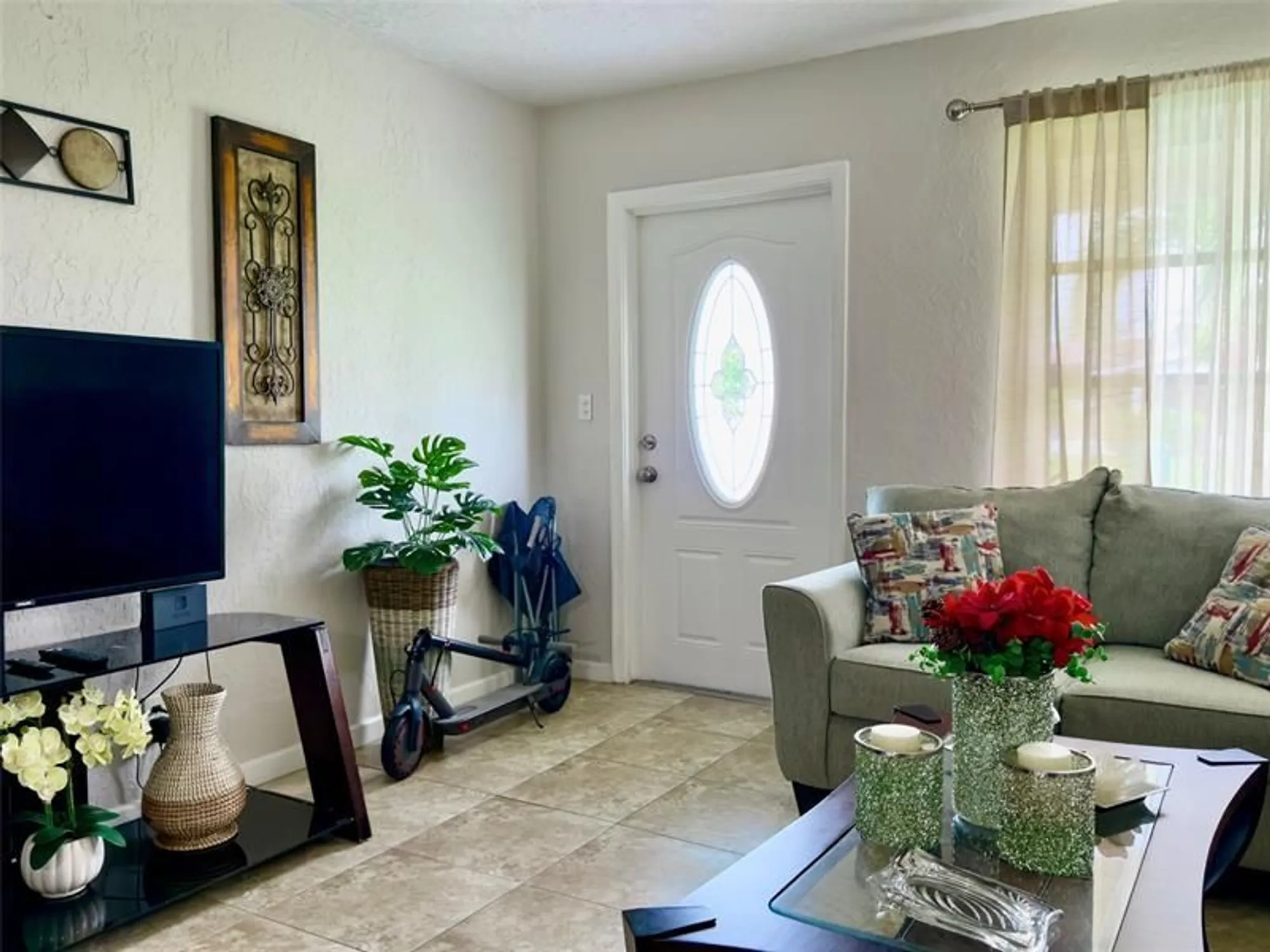 Property Slideshow image 6 of 27 | 4510 nw 46th st, Tamarac, FL, 33319