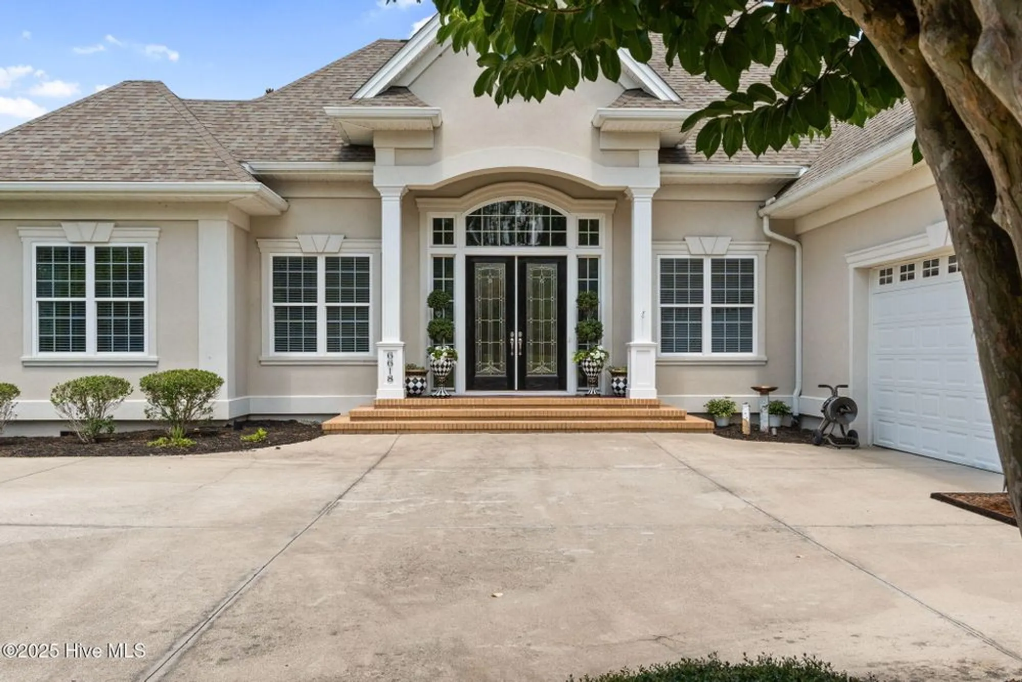 Property Slideshow image 3 of 122 | 6618 dunrobin pt, Ocean Isle Beach, NC, 28469