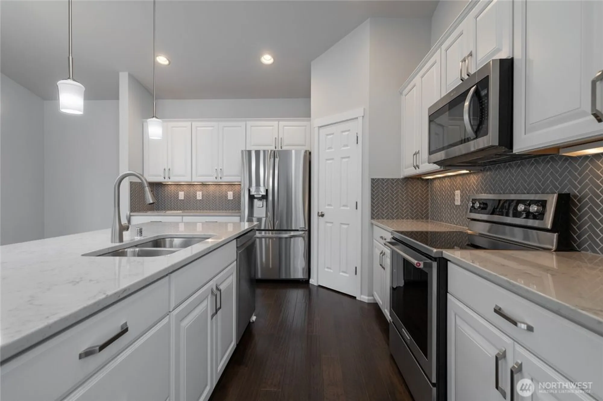 Property Slideshow image 24 of 39 | 945 alpine view dr, Mount Vernon, WA, 98274