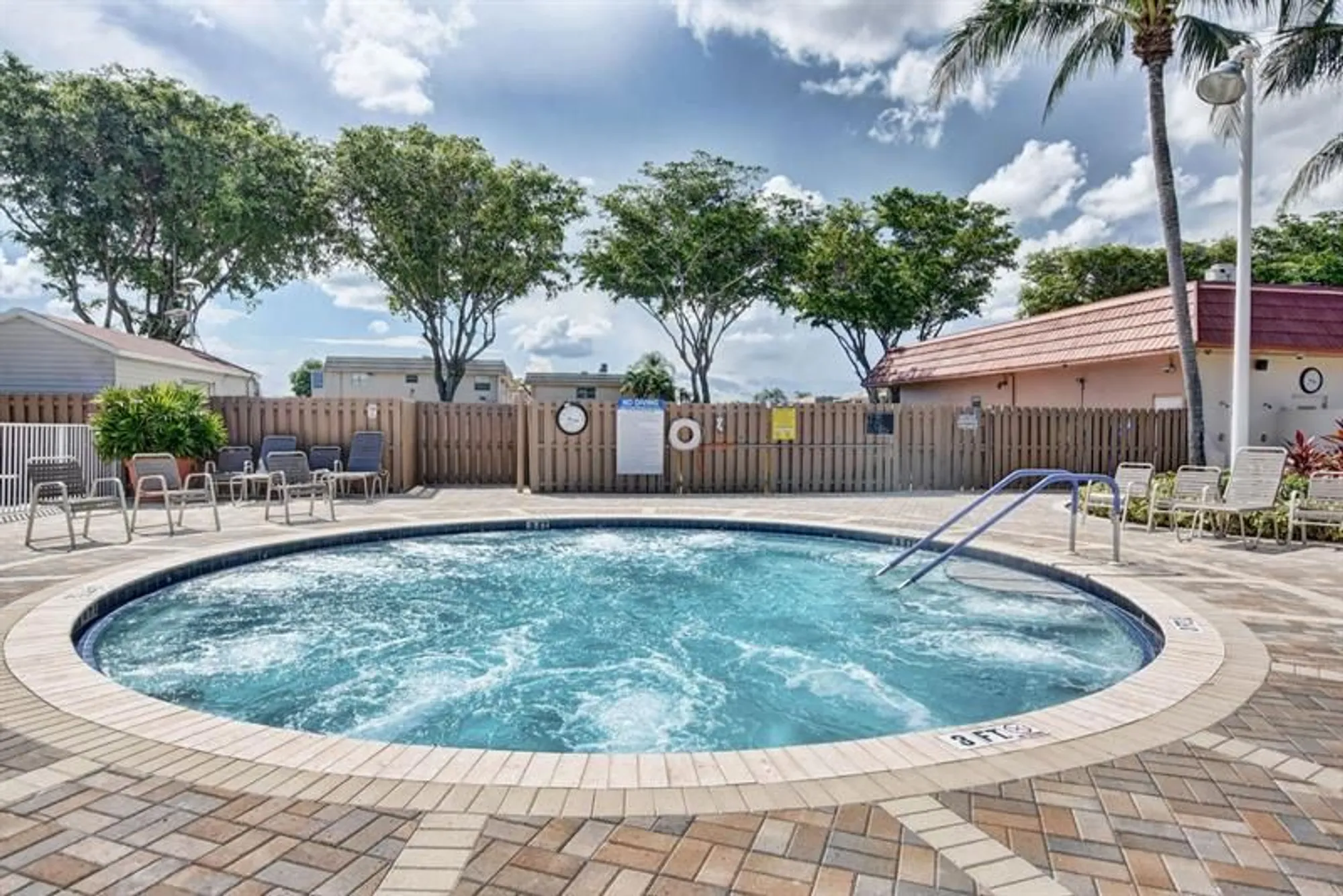Property Slideshow image 60 of 67 | 204 burgundy e unit e, Delray Beach, FL, 33484