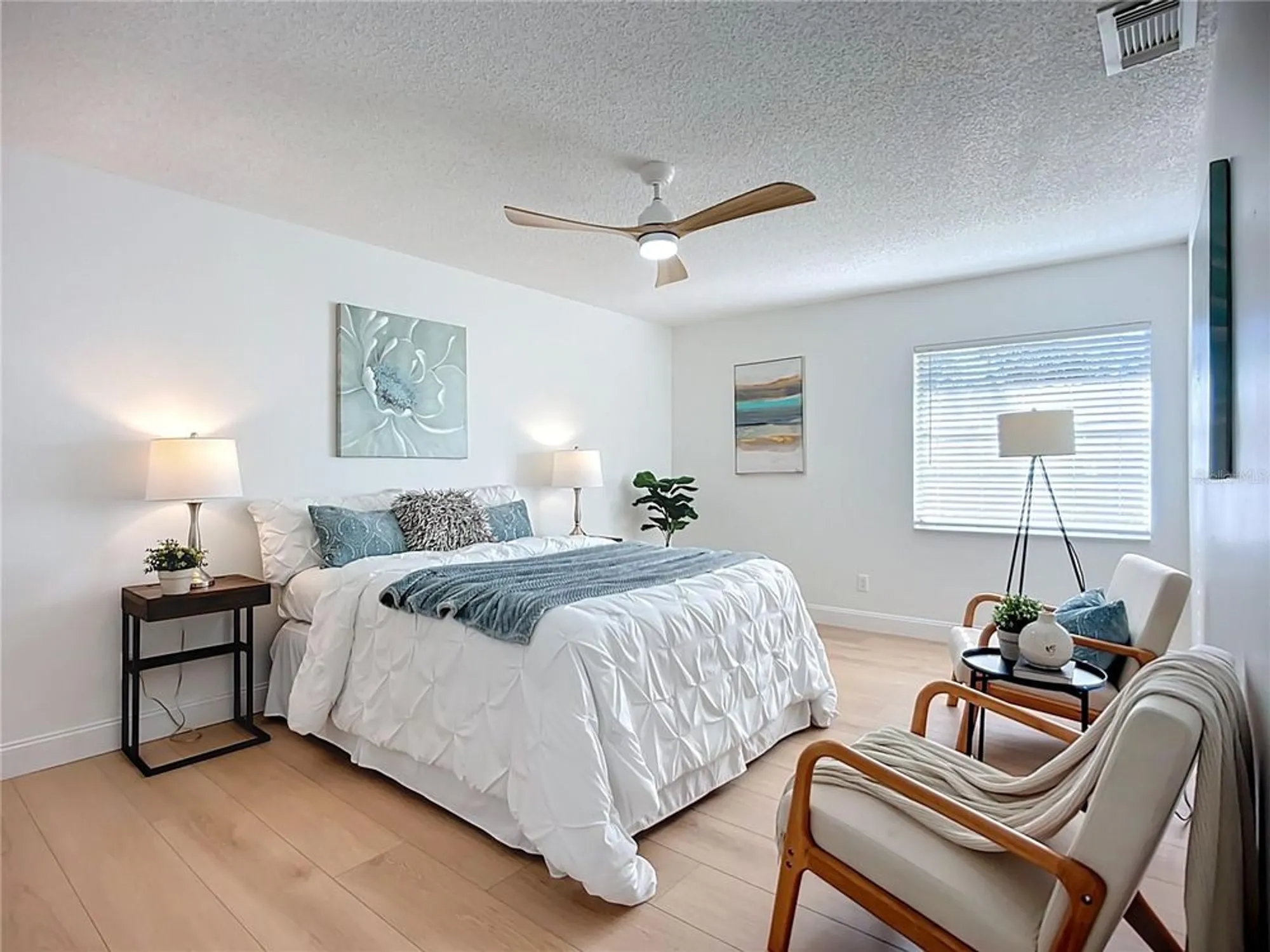 Property Slideshow image 15 of 41 | 2014 hampstead cir, Sun City Center, FL, 33573