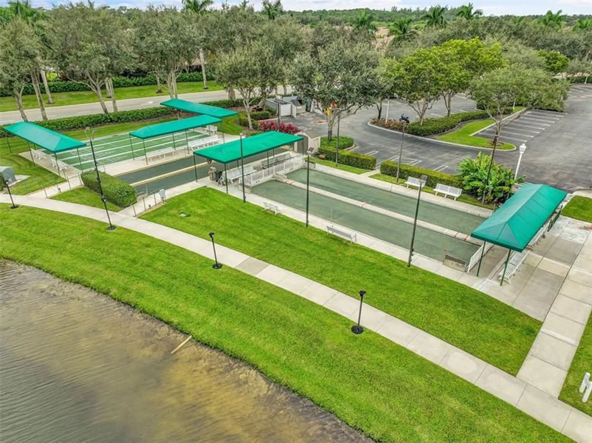 Property Slideshow image 35 of 36 | 9815 galleon dr, West Palm Beach, FL, 33411