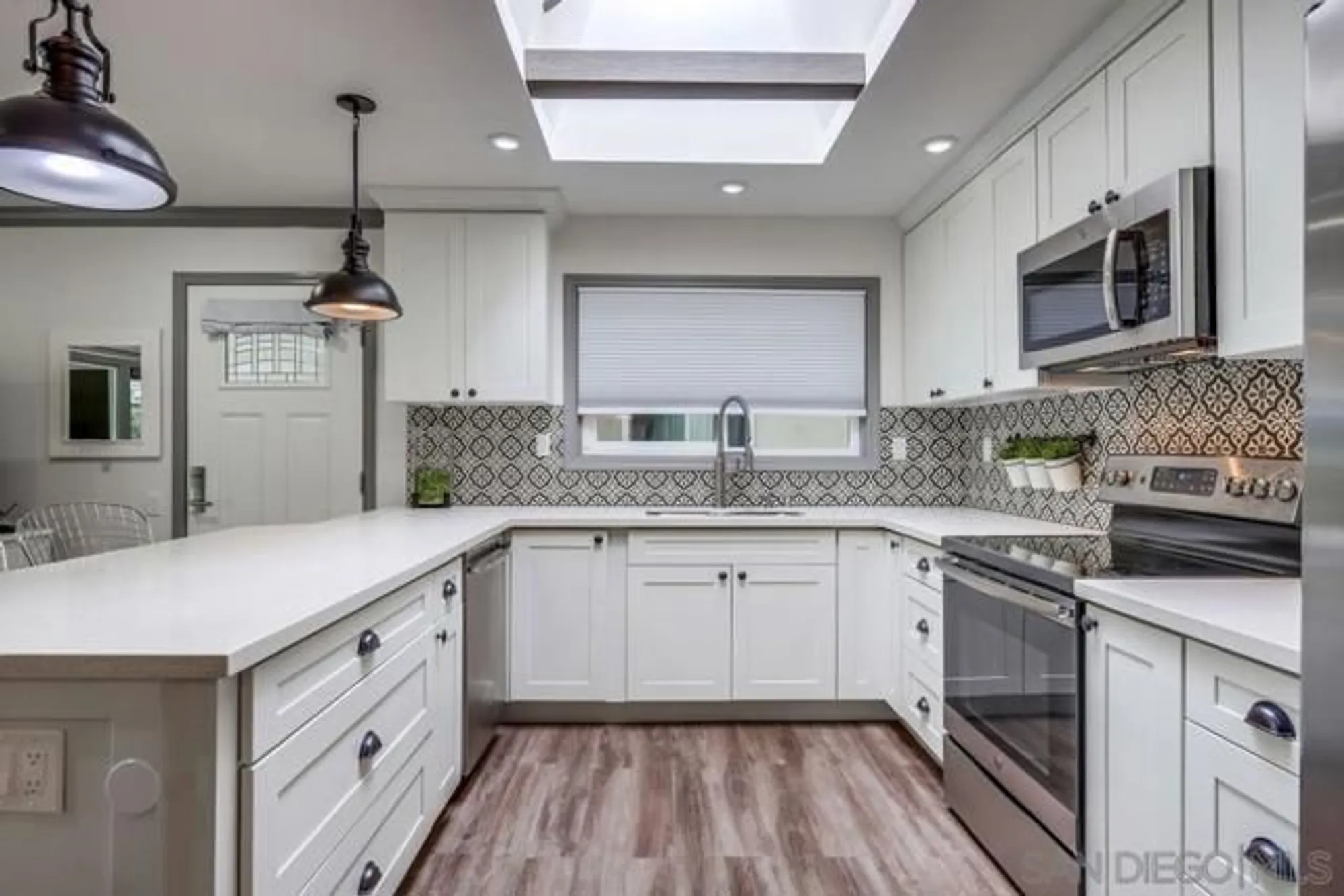 Property Slideshow image 12 of 29 | 3253 san amadeo n, Laguna Woods, CA, 92637