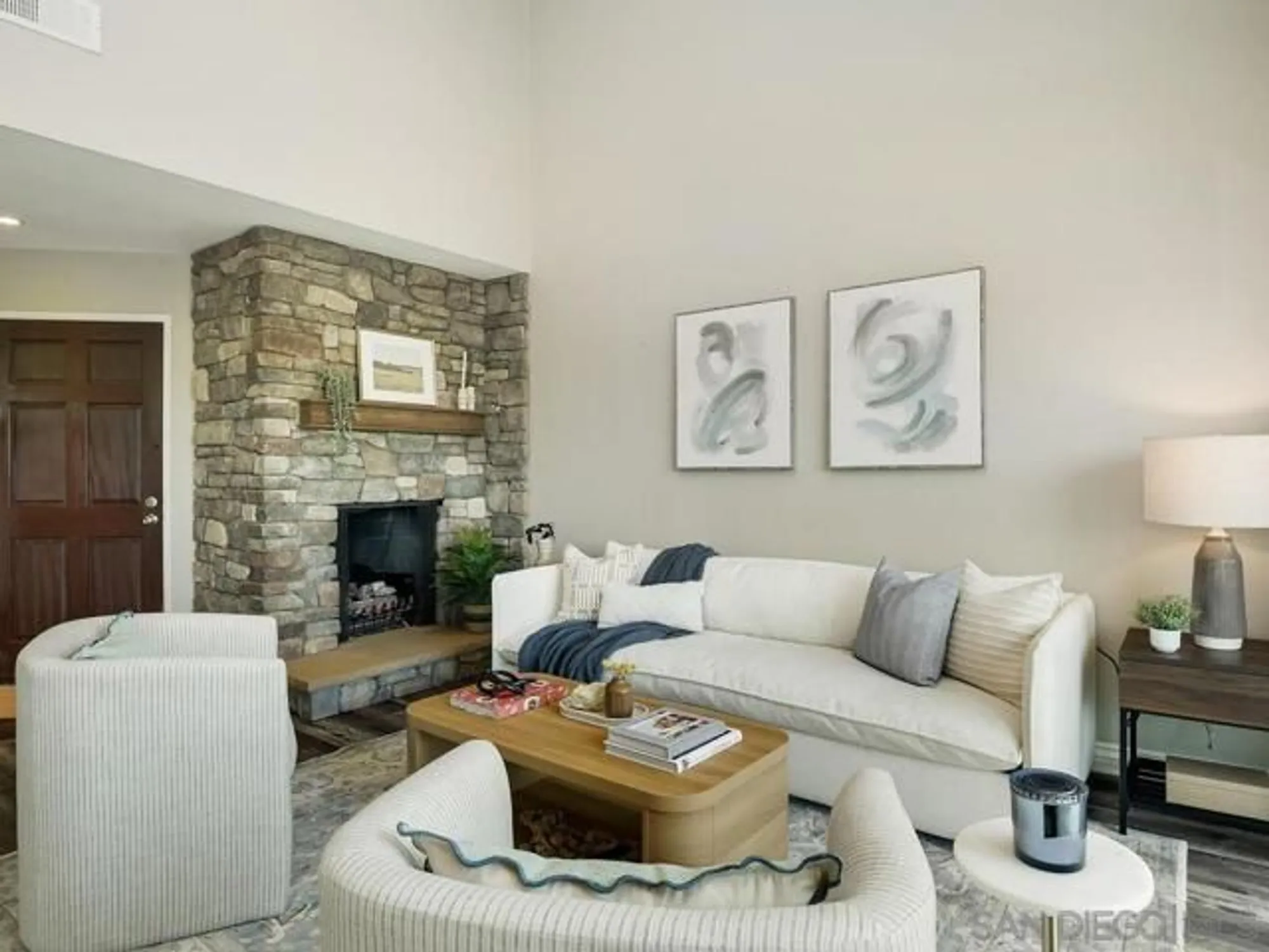 Property Slideshow image 9 of 68 | 12872 circulo dardo, San Diego, CA, 92128