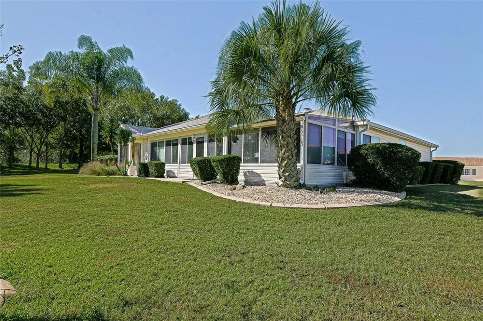 Property Slideshow image 8 of 89 | 13863 se 85th cir, Summerfield, FL, 34491