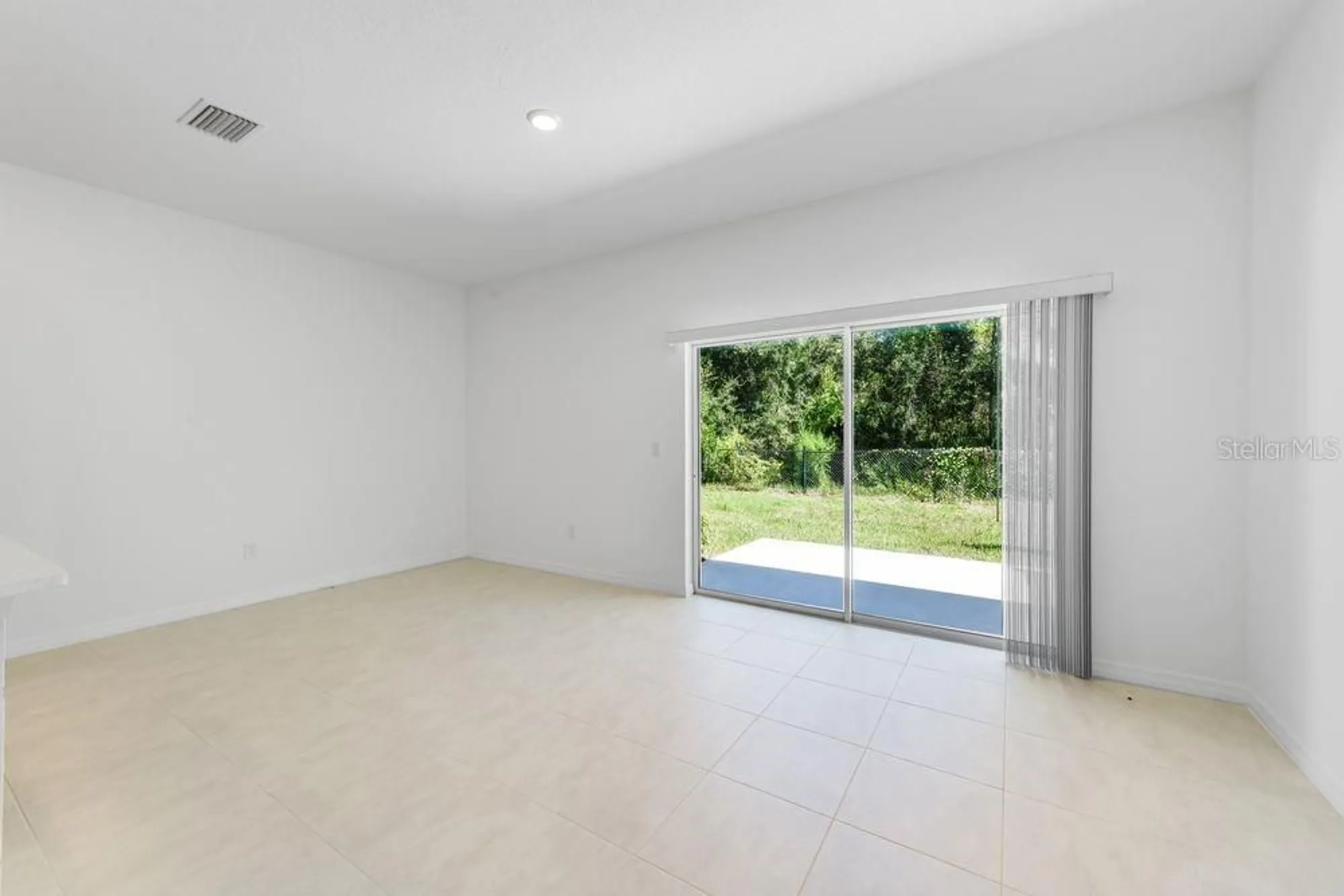 Property Slideshow image 8 of 41 | 15152 cuzcorro ct, Nokomis, FL, 34275