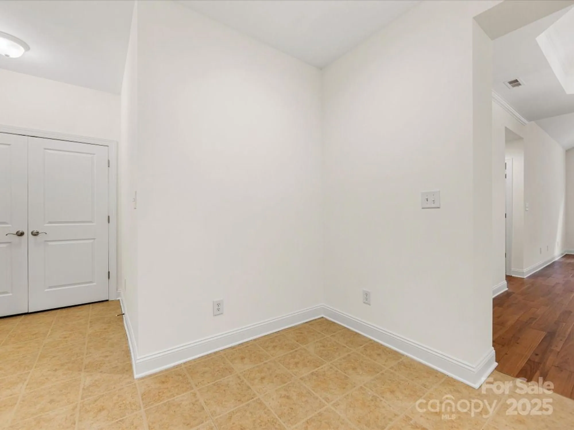 Property Slideshow image 21 of 47 | 2963 bellasera way, Matthews, NC, 28105