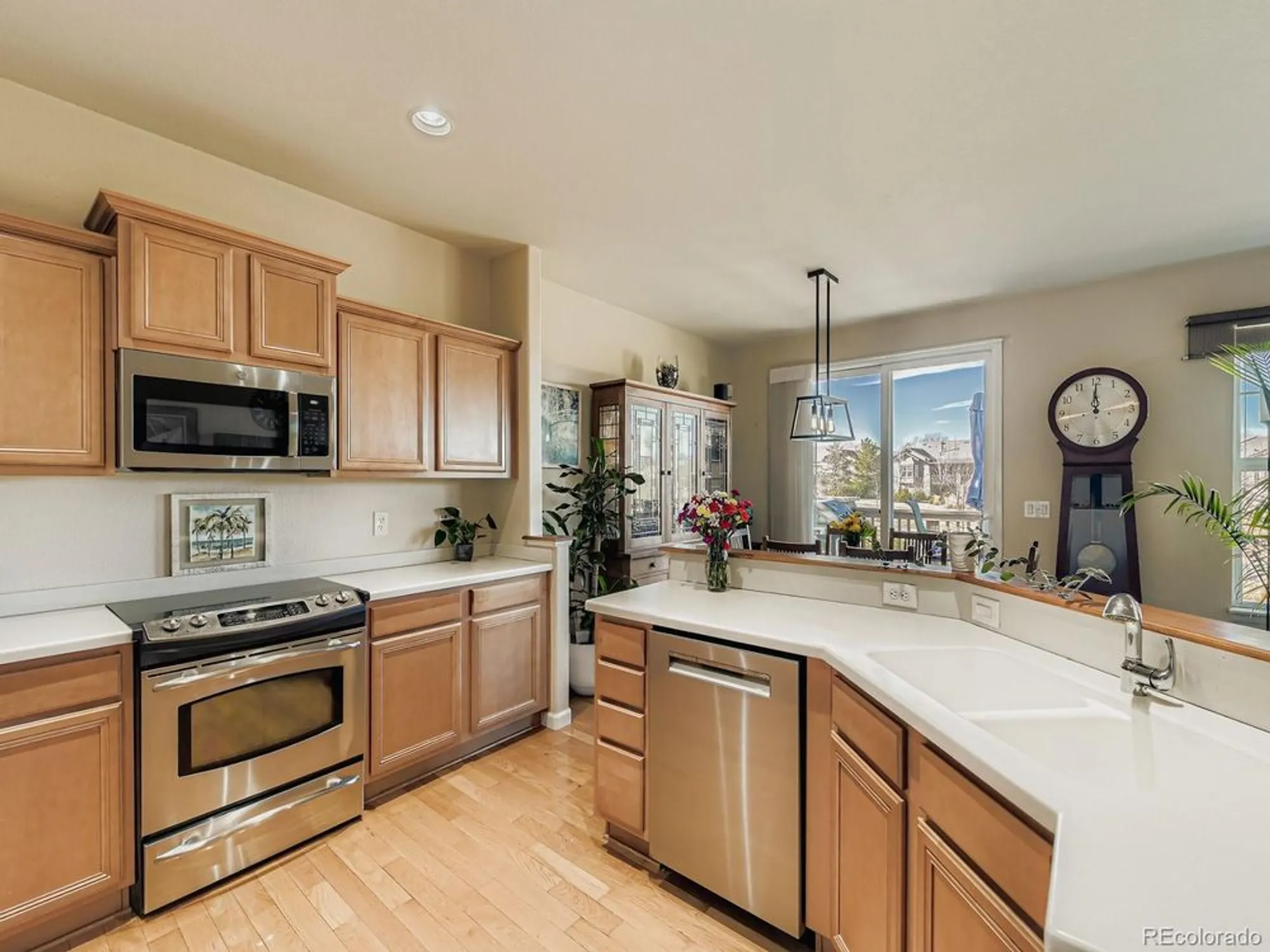 Property Slideshow image 8 of 29 | 16545 antero cir, Broomfield, CO, 80023