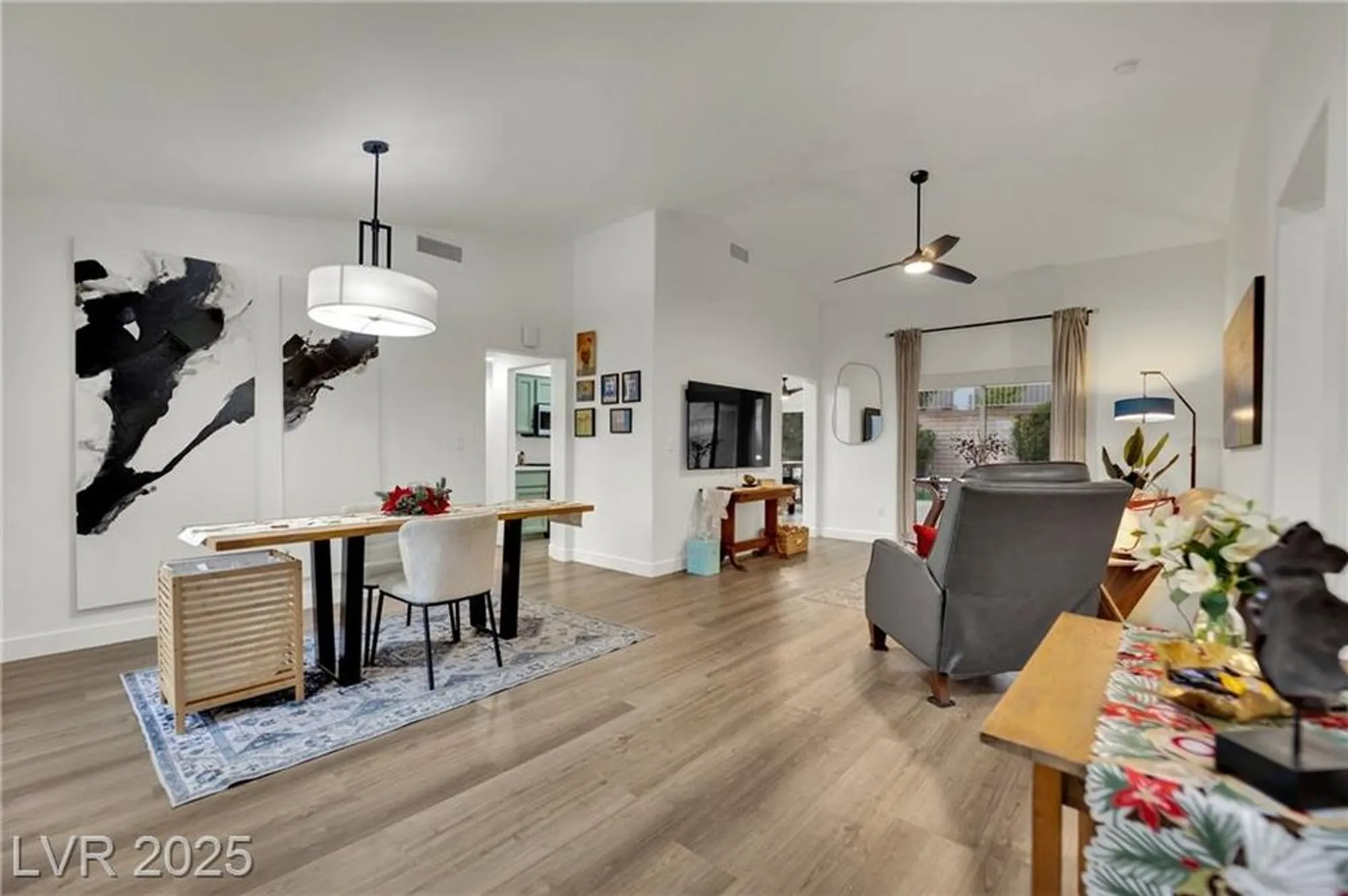 Property Slideshow image 4 of 28 | 2409 indigo valley st, Las Vegas, NV, 89134