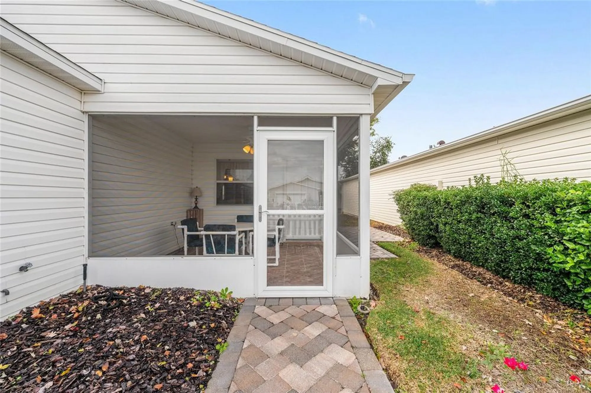 Property Slideshow image 5 of 47 | 1612 campos dr, The Villages, FL, 32162