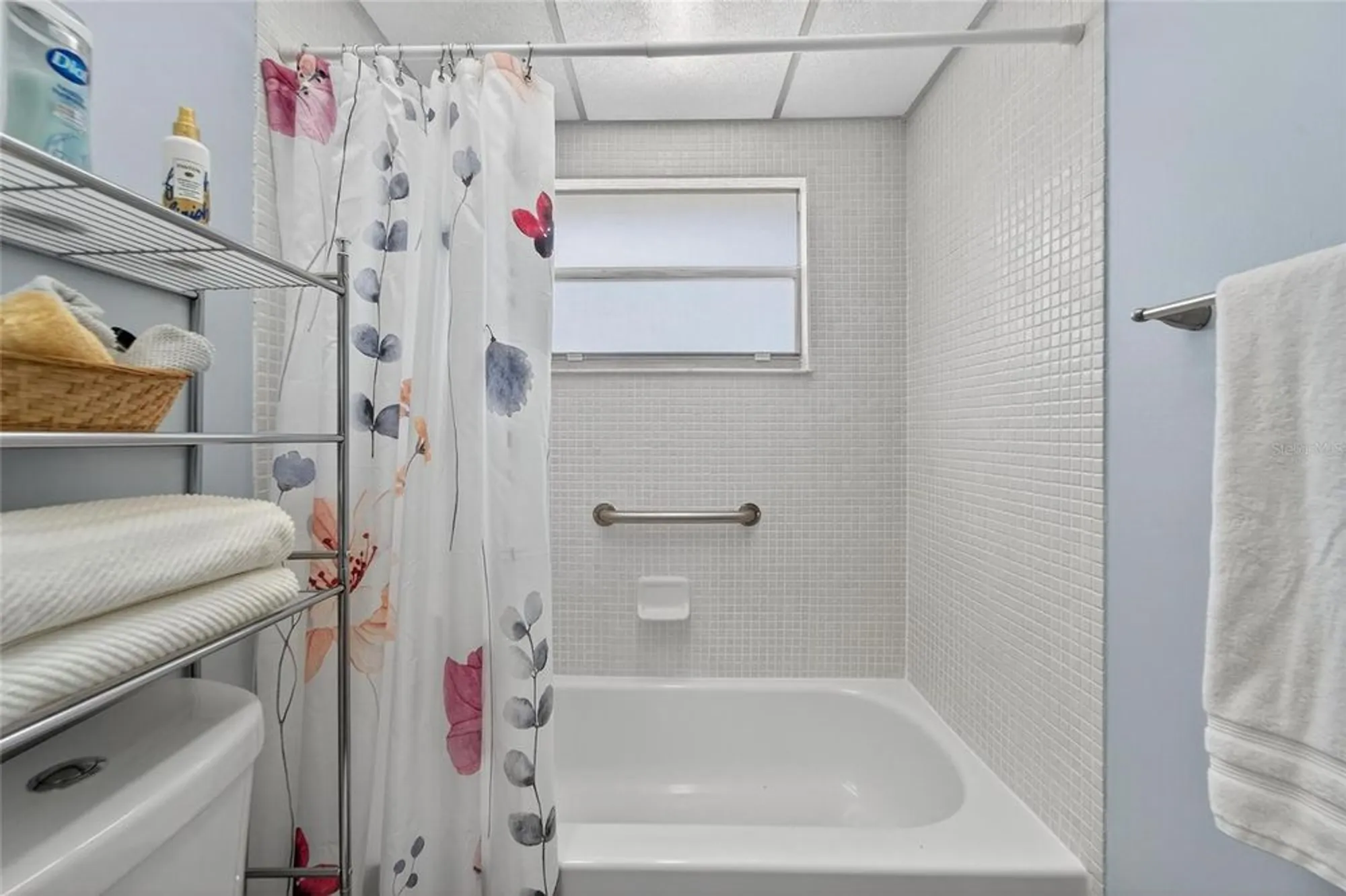 Property Slideshow image 20 of 28 | 1802 bedford ln 12, Sun City Center, FL, 33573