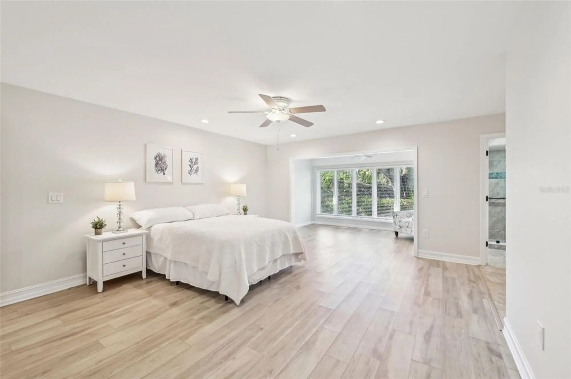 Property Slideshow image 24 of 45 | 3880 wilshire cir # 28, Sarasota, FL, 34238