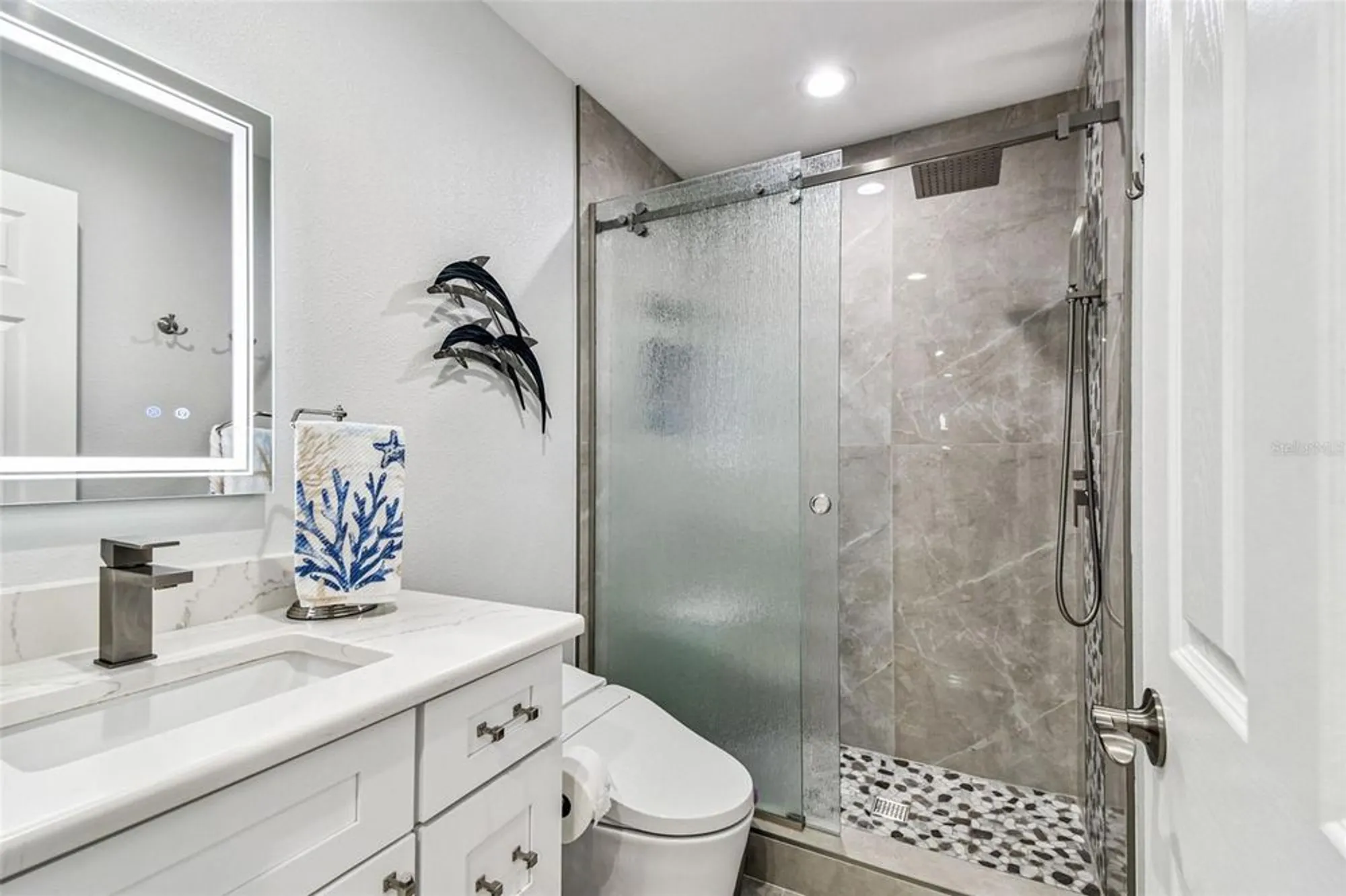 Property Slideshow image 18 of 40 | 19029 us highway 19 n apt 27a, Clearwater, FL, 33764