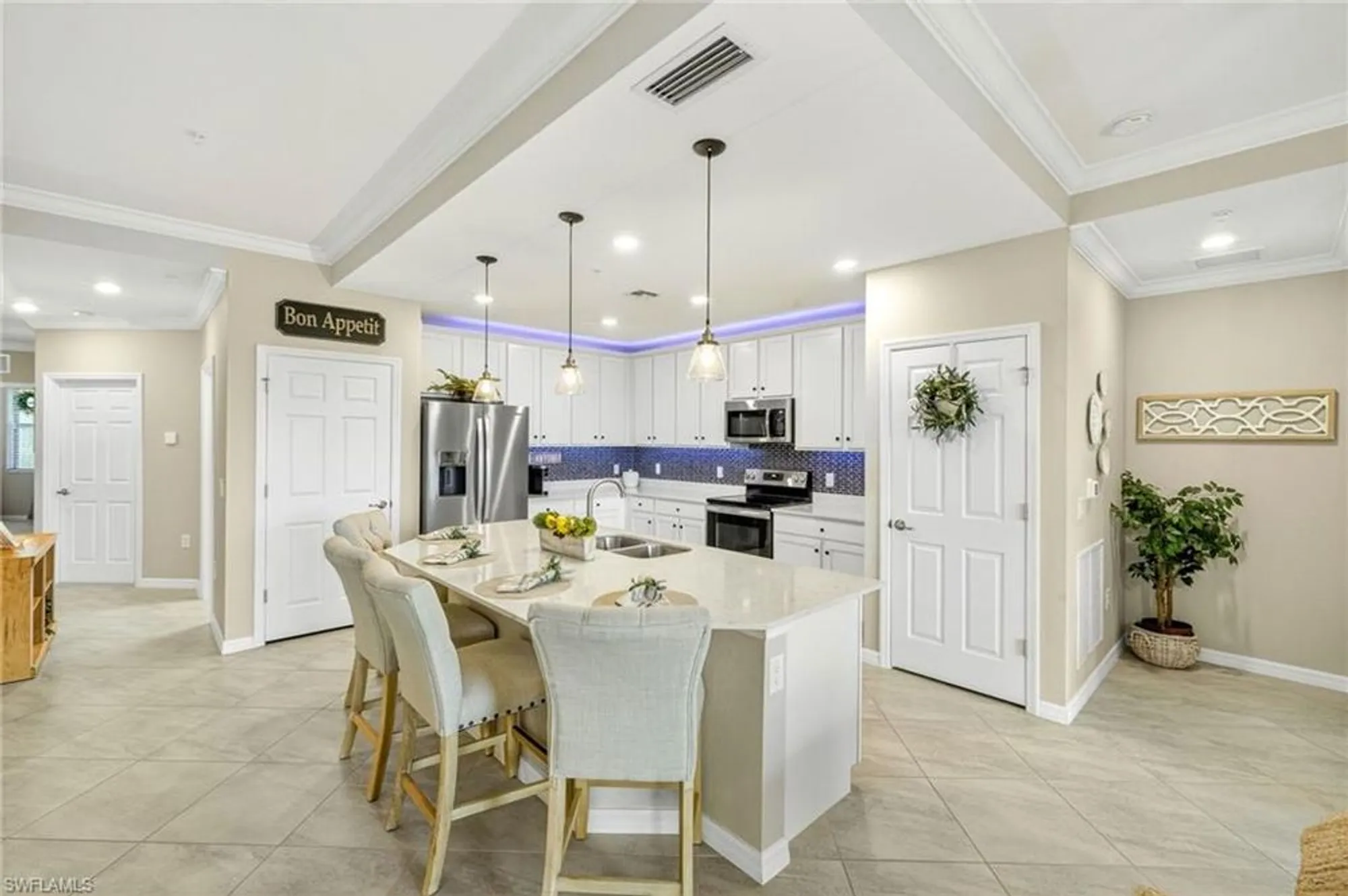 Property Slideshow image 8 of 48 | 11789 grand belvedere way unit 103, Fort Myers, FL, 33913