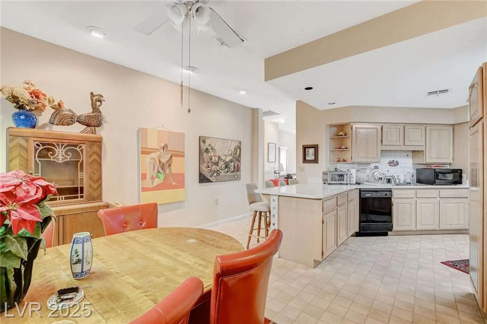 Property Slideshow image 21 of 63 | 352 mill hollow rd, Las Vegas, NV, 89107