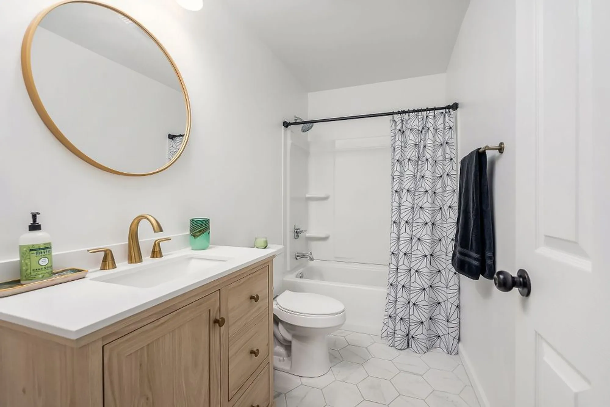 Property Slideshow image 31 of 42 | 143 lakeside dr, Crossville, TN, 38558