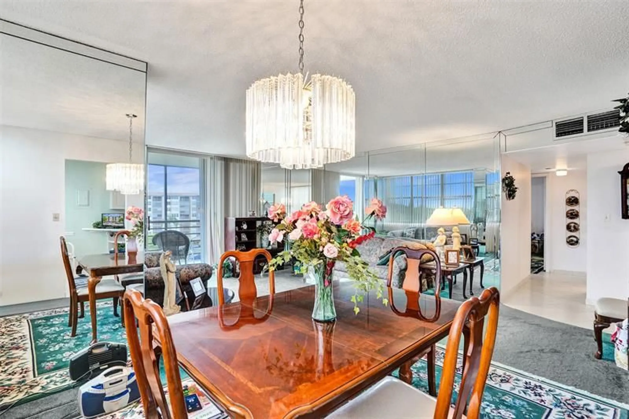 Property Slideshow image 15 of 71 | 1100 saint charles pl 612, Pembroke Pines, FL, 33026