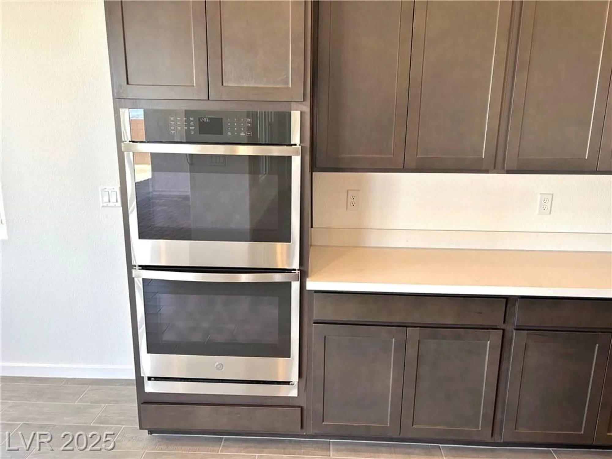 Property Slideshow image 13 of 27 | 5696 e badlands ln, Pahrump, NV, 89061