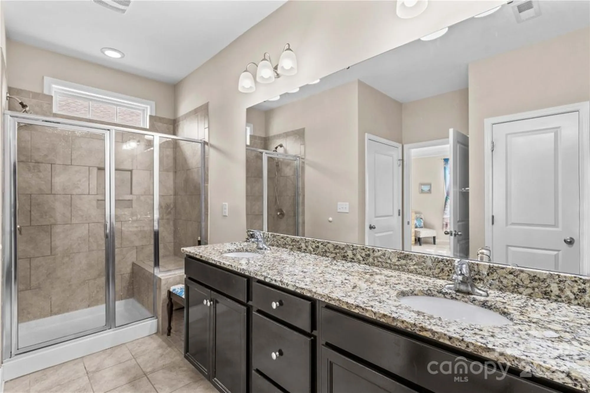 Property Slideshow image 20 of 45 | 3835 norman view dr, Sherrills Ford, NC, 28673