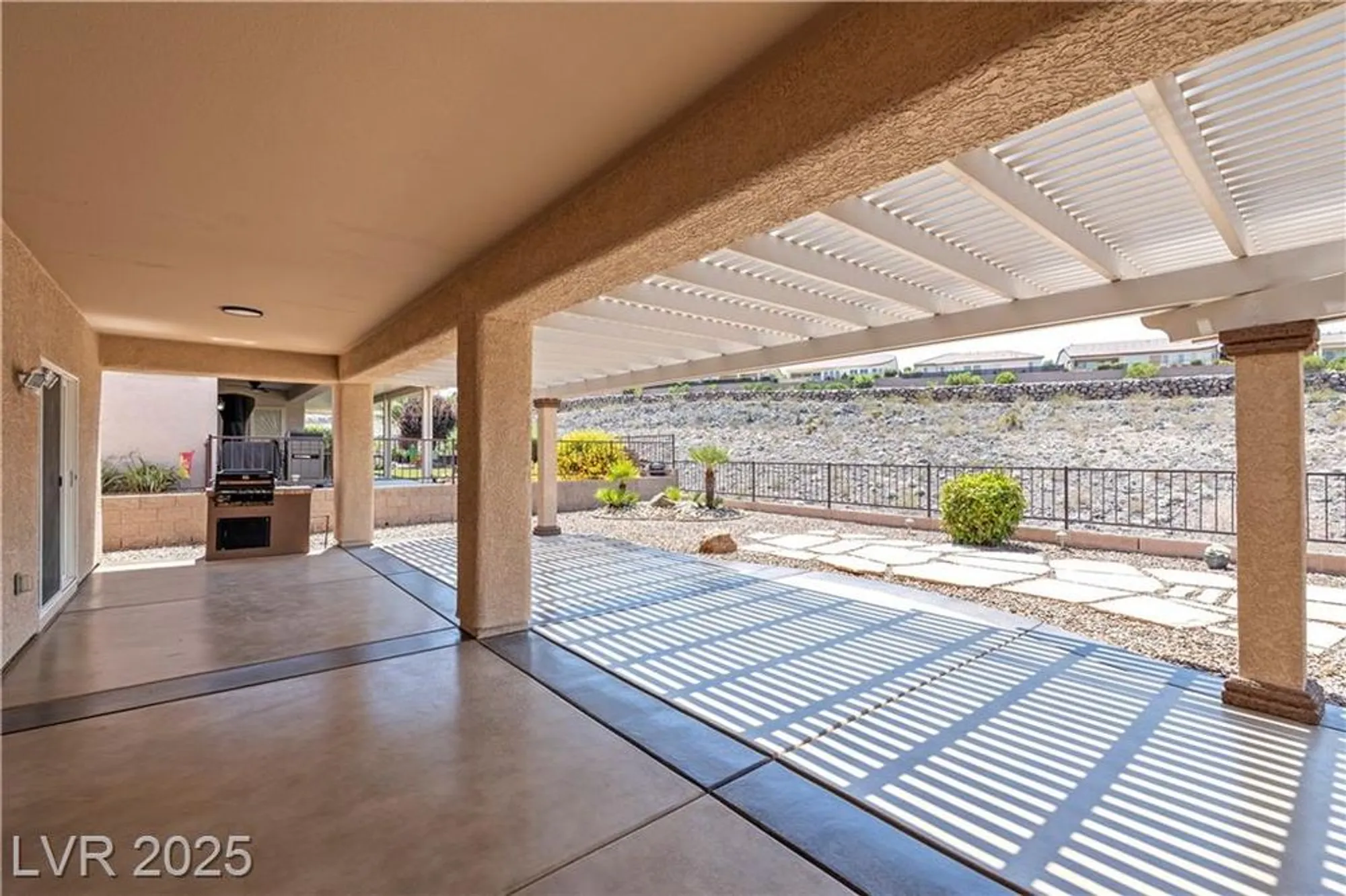 Property Slideshow image 25 of 31 | 2151 shadow canyon dr, Henderson, NV, 89044