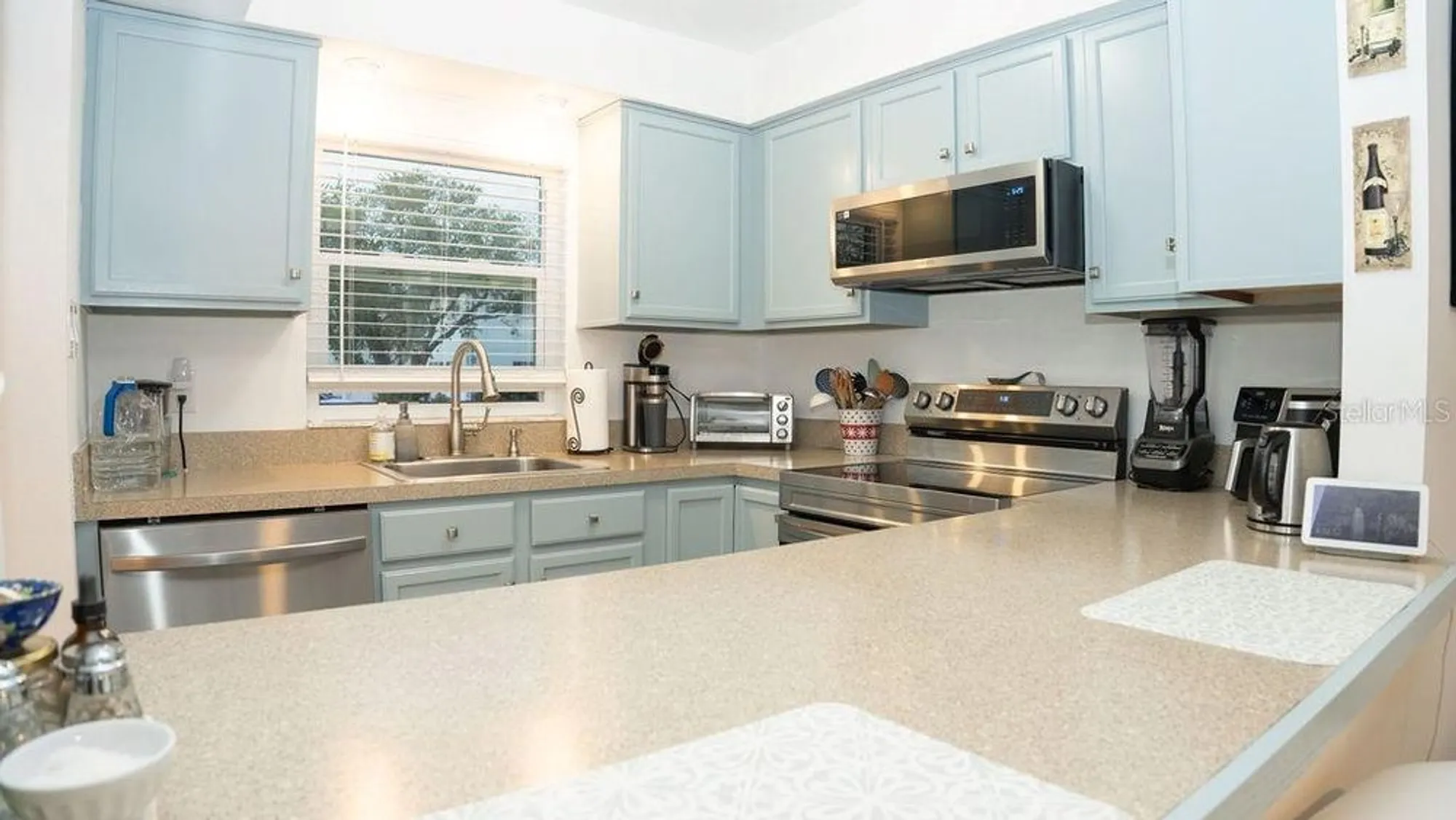 Property Slideshow image 9 of 19 | 304 46th avenue ter 216, Bradenton, FL, 34207