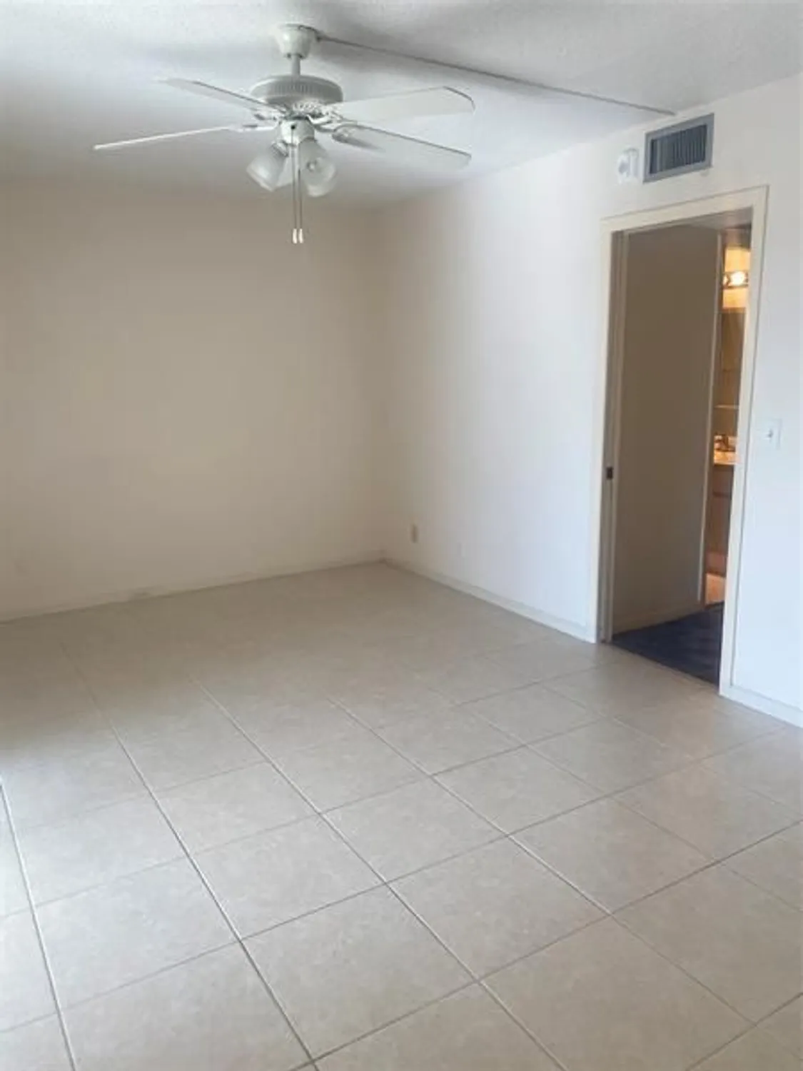 Property Slideshow image 15 of 60 | 408 grantham a # 408, Deerfield Beach, FL, 33442