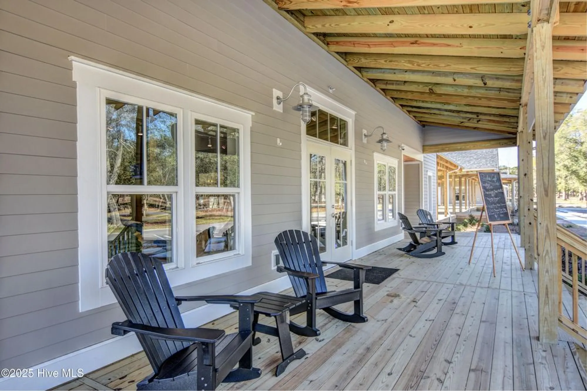 Property Slideshow image 95 of 112 | 3722 white cliffs dr, Castle Hayne, NC, 28429