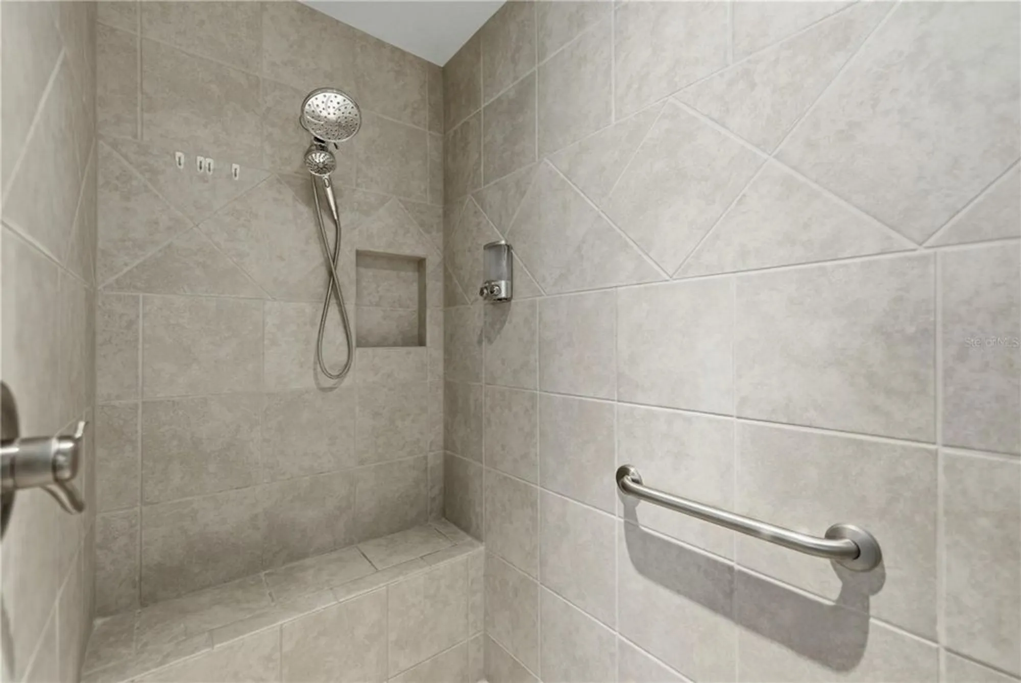 Property Slideshow image 22 of 38 | 1016 pickering path, The Villages, FL, 32163