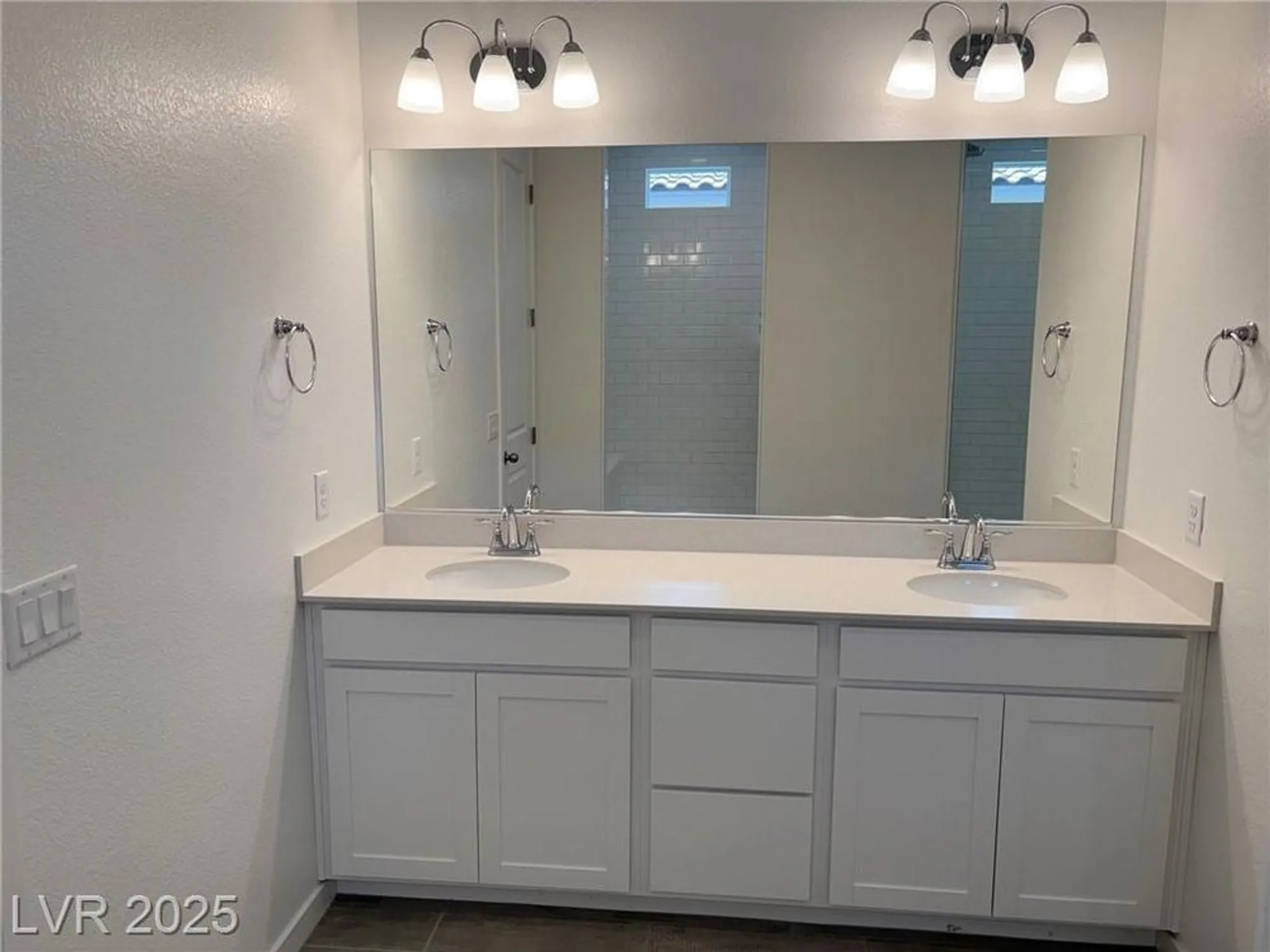 Property Slideshow image 21 of 28 | 5707 victoria falls dr, Pahrump, NV, 89061