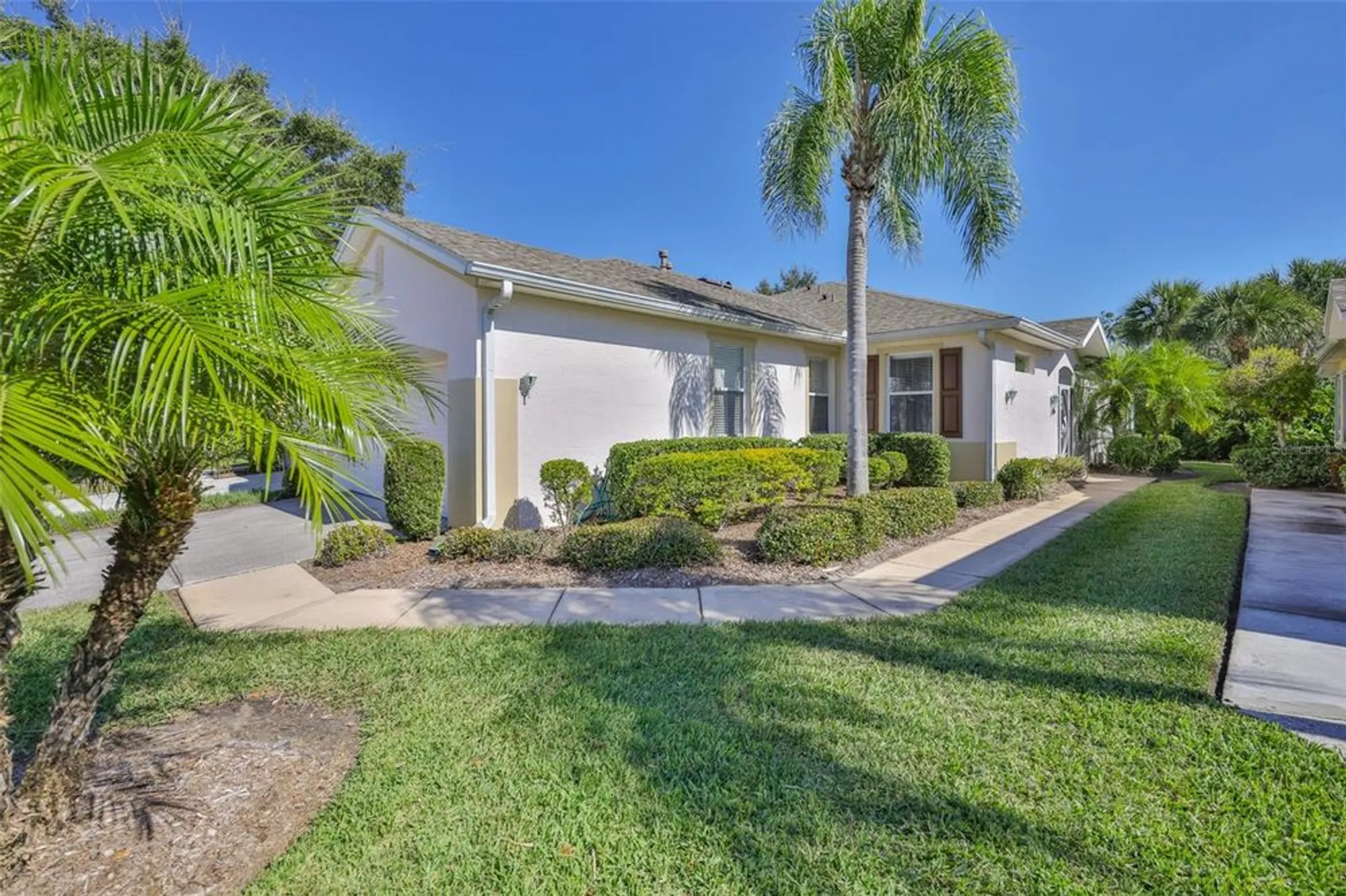 Property Slideshow image 1 of 69 | 1219 fairway greens dr, Sun City Center, FL, 33573