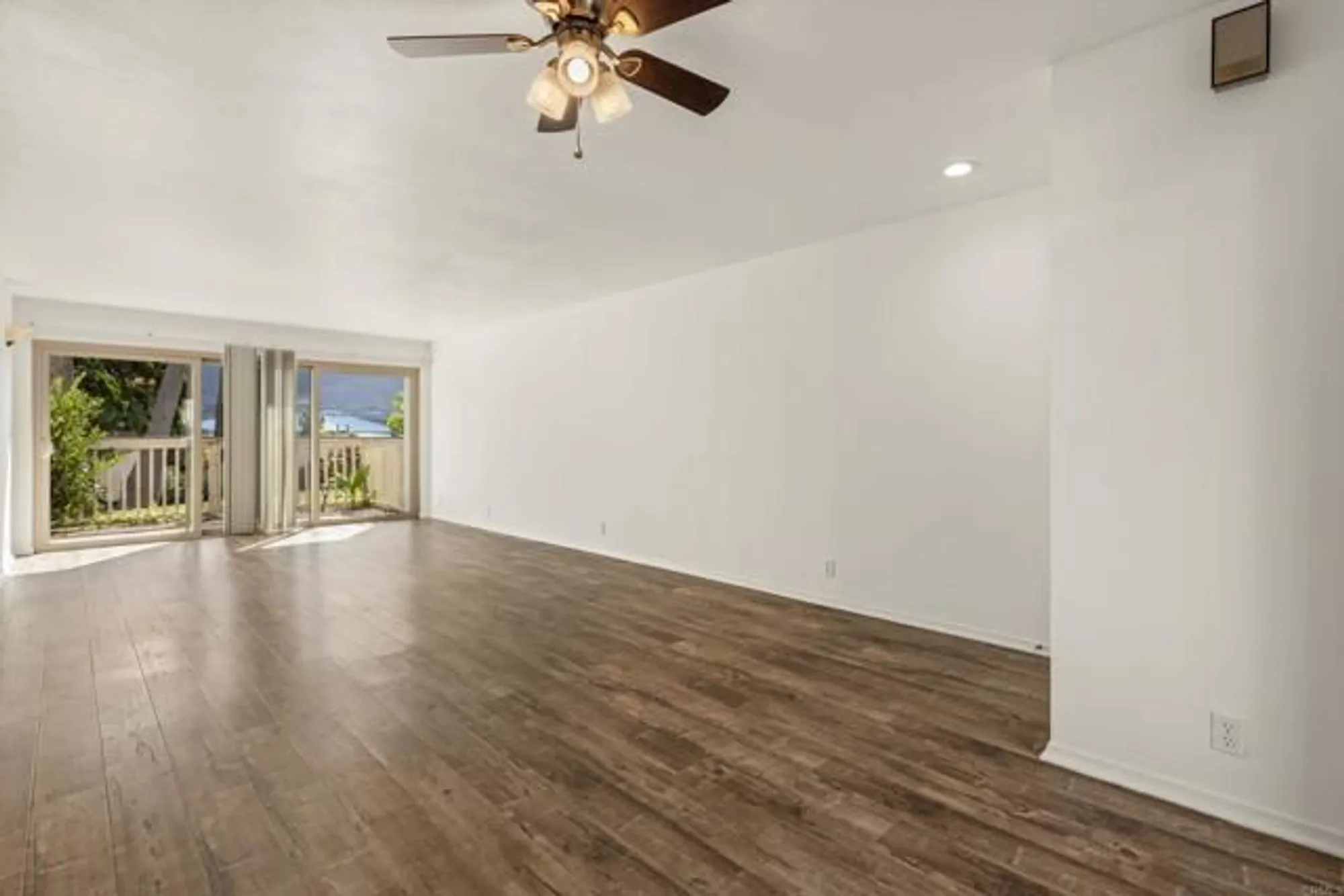 Property Slideshow image 17 of 51 | 1605 sonata ln, San Marcos, CA, 92078