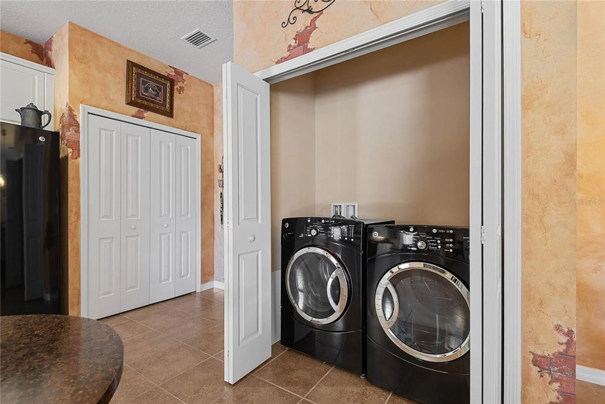 Property Slideshow image 32 of 67 | 680 elk river dr, Ormond Beach, FL, 32174