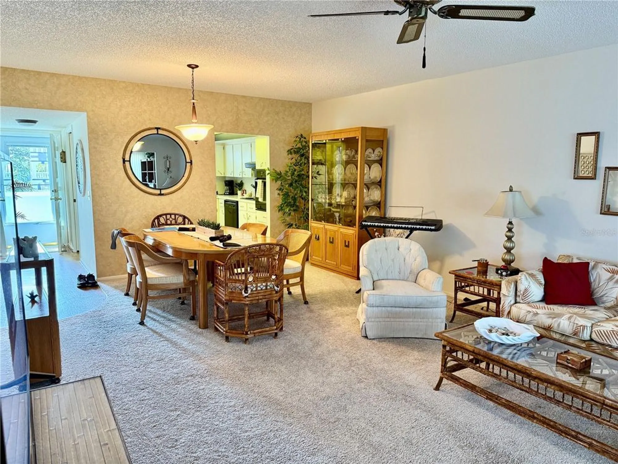 Property Slideshow image 18 of 38 | 2254 norwegian dr 46, Clearwater, FL, 33763