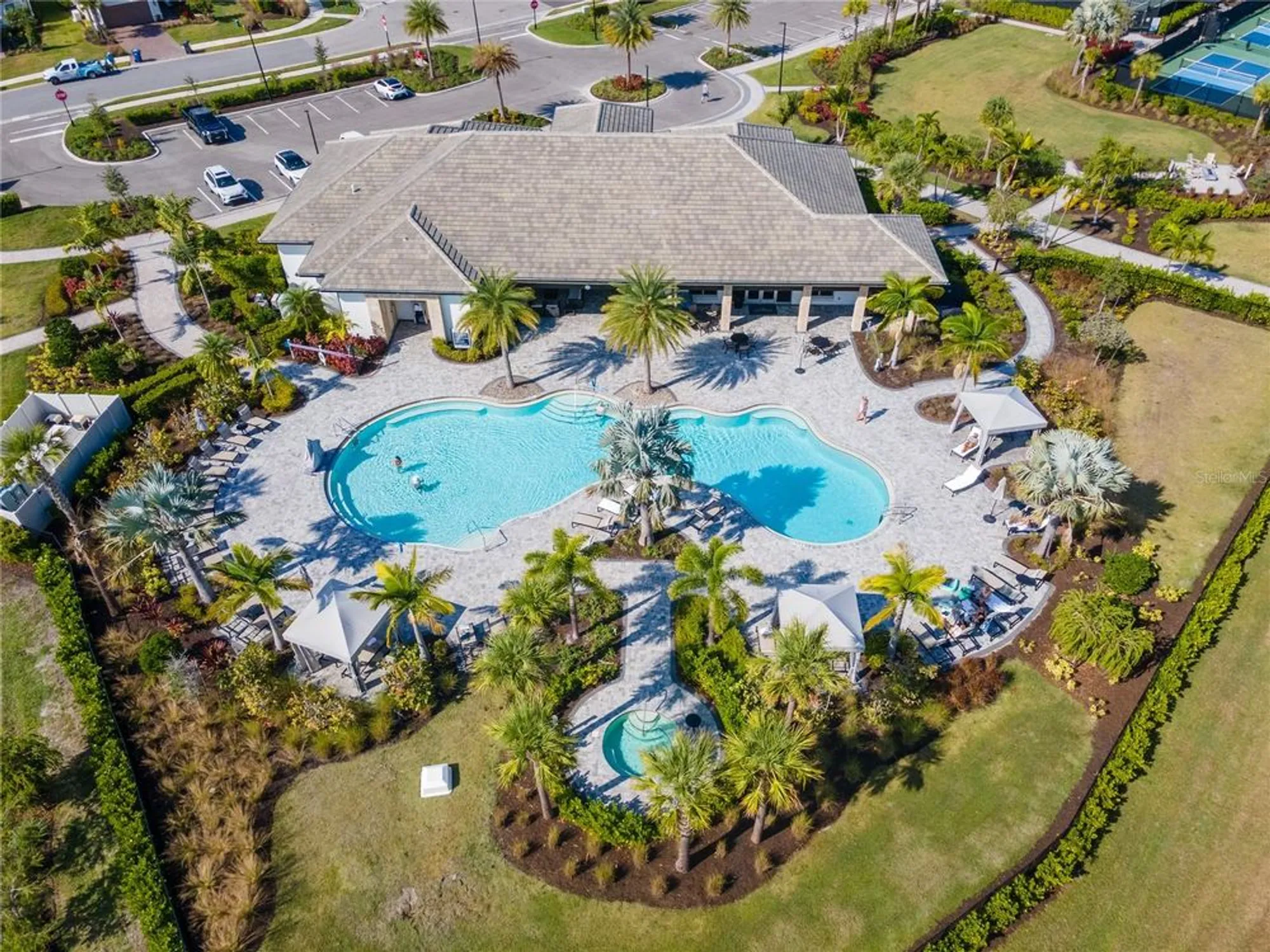 Property Slideshow image 29 of 32 | 6250 plateau ct, Bradenton, FL, 34203