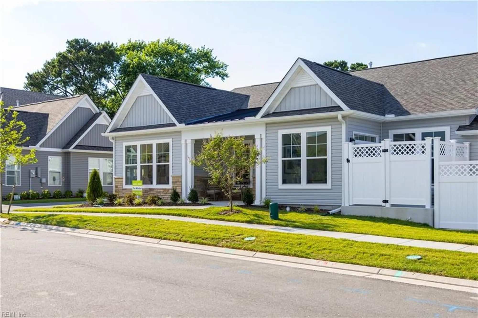 Property Slideshow image 39 of 47 | 206 oxford ave # 47-2, Smithfield, VA, 23430