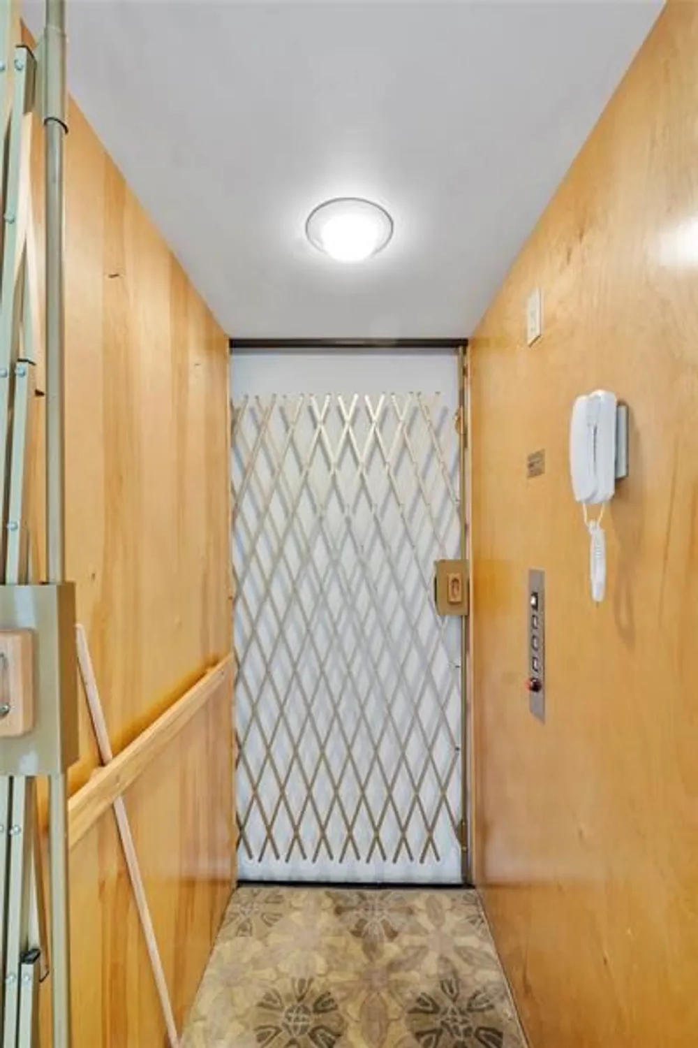 Property Slideshow image 28 of 36 | 7940 exeter cir 201, Tamarac, FL, 33321