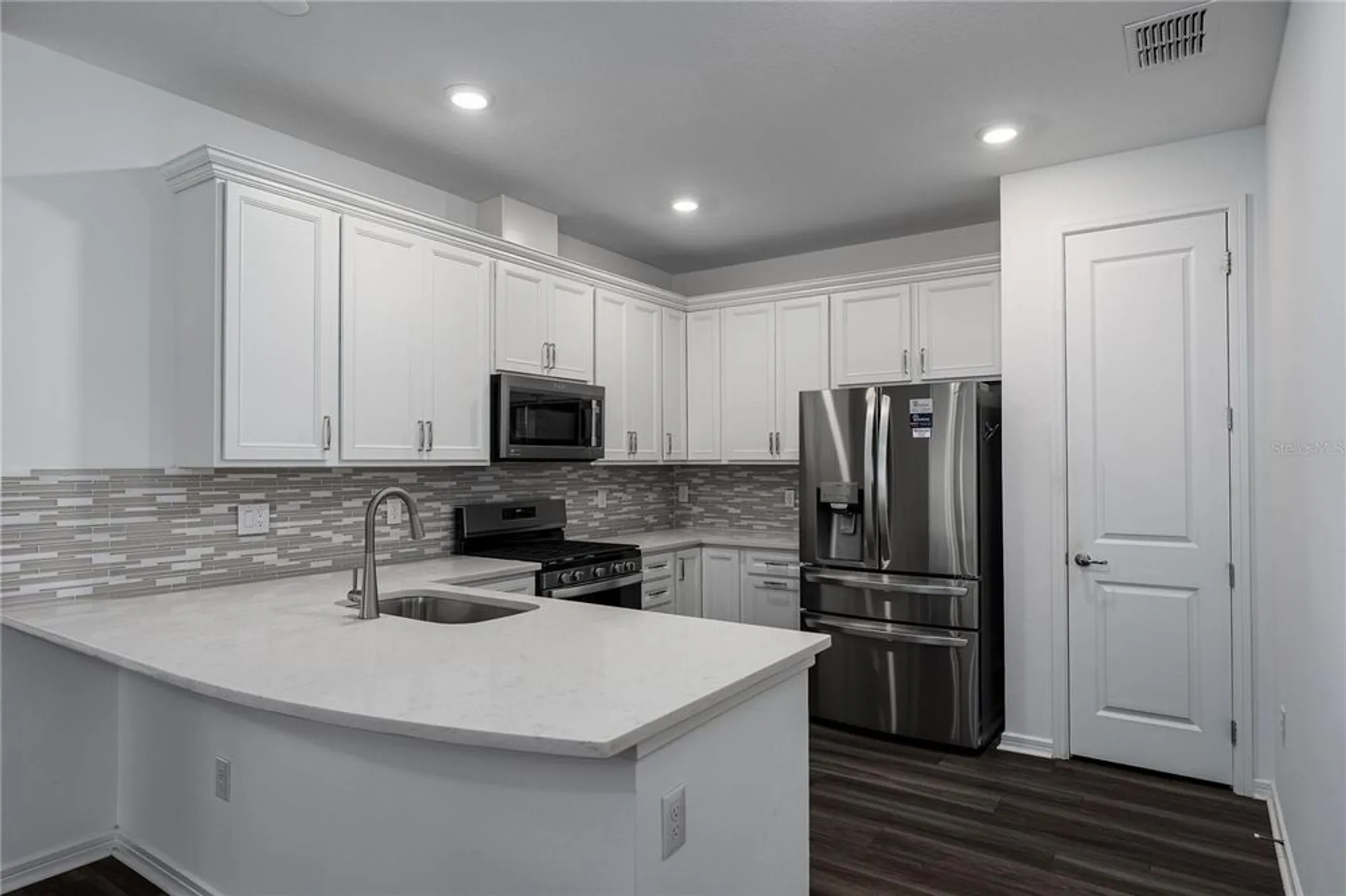 Property Slideshow image 10 of 40 | 10641 spring tide way, Parrish, FL, 34219