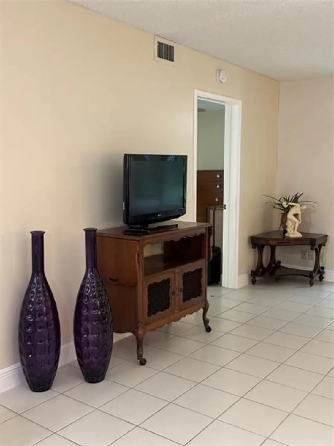 Property Slideshow image 10 of 36 | 9245 flynn cir apt 8, Boca Raton, FL, 33496