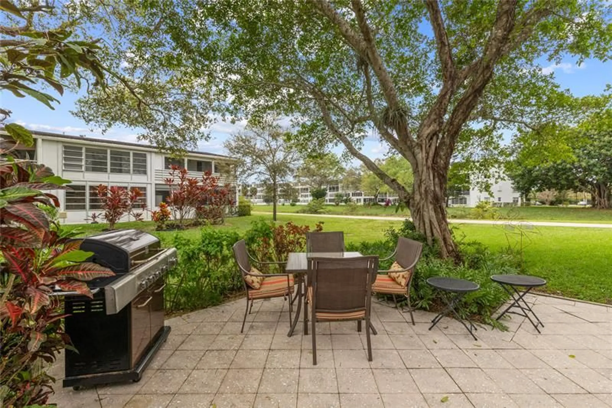 Property Slideshow image 31 of 60 | 210 oakridge n # 210, Deerfield Beach, FL, 33442