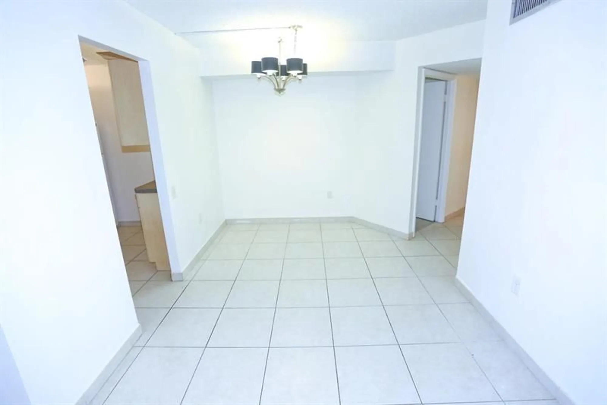 Property Slideshow image 12 of 30 | 9151 lime bay blvd 310, Tamarac, FL, 33321