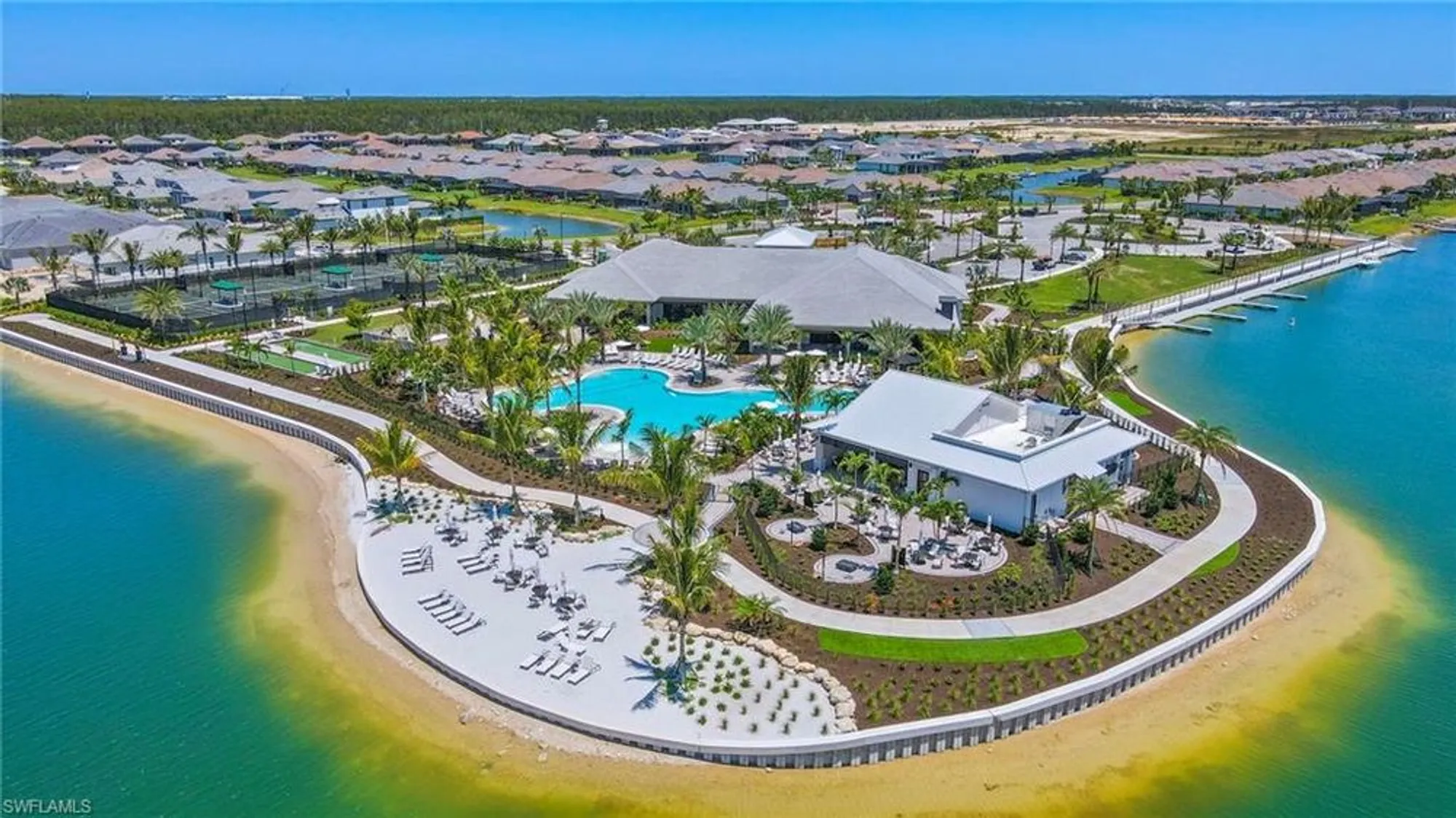 Property Slideshow image 31 of 47 | 12230 canal grande dr, Fort Myers, FL, 33913