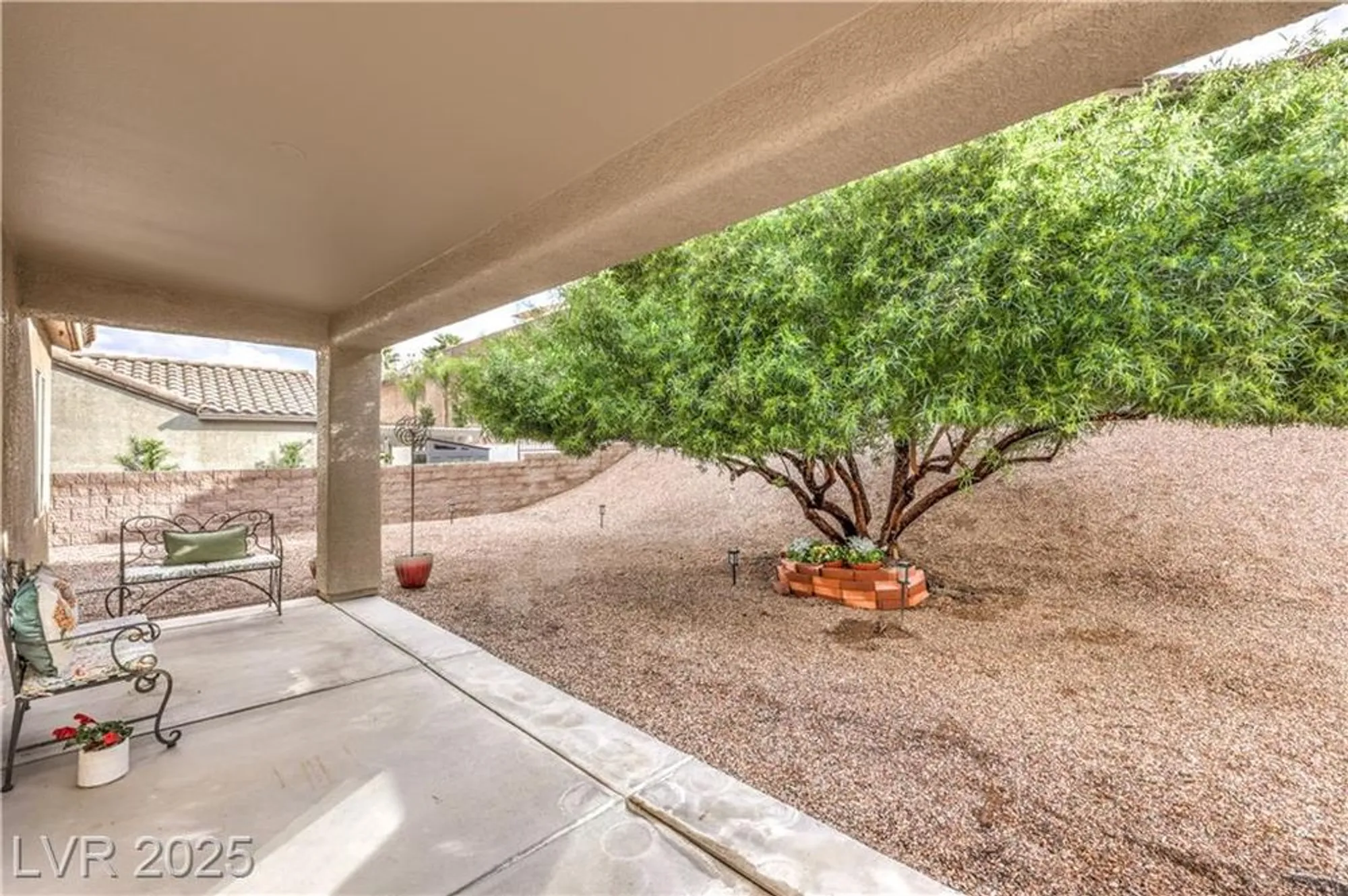 Property Slideshow image 25 of 40 | 2317 shorewood hills ave, Henderson, NV, 89052