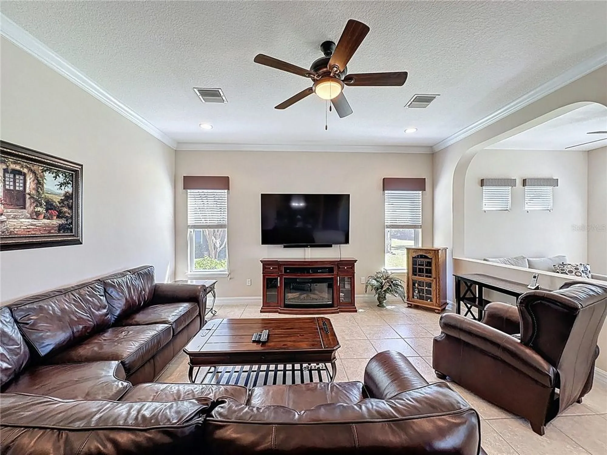 Property Slideshow image 13 of 54 | 228 bayou bend rd, Groveland, FL, 34736