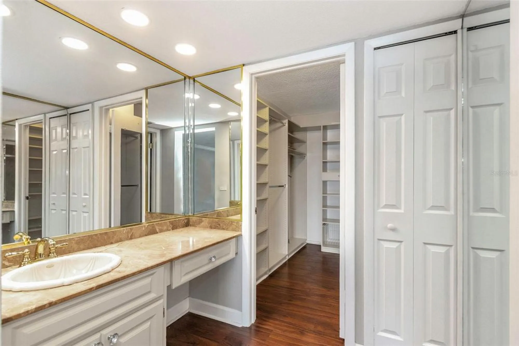 Property Slideshow image 35 of 65 | 7300 sun island dr s apt 1505, South Pasadena, FL, 33707