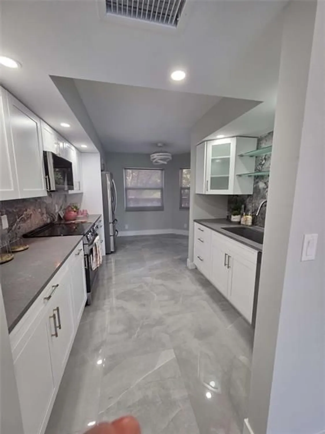 Property Slideshow image 5 of 25 | 1502 cayman way c2, Coconut Creek, FL, 33066