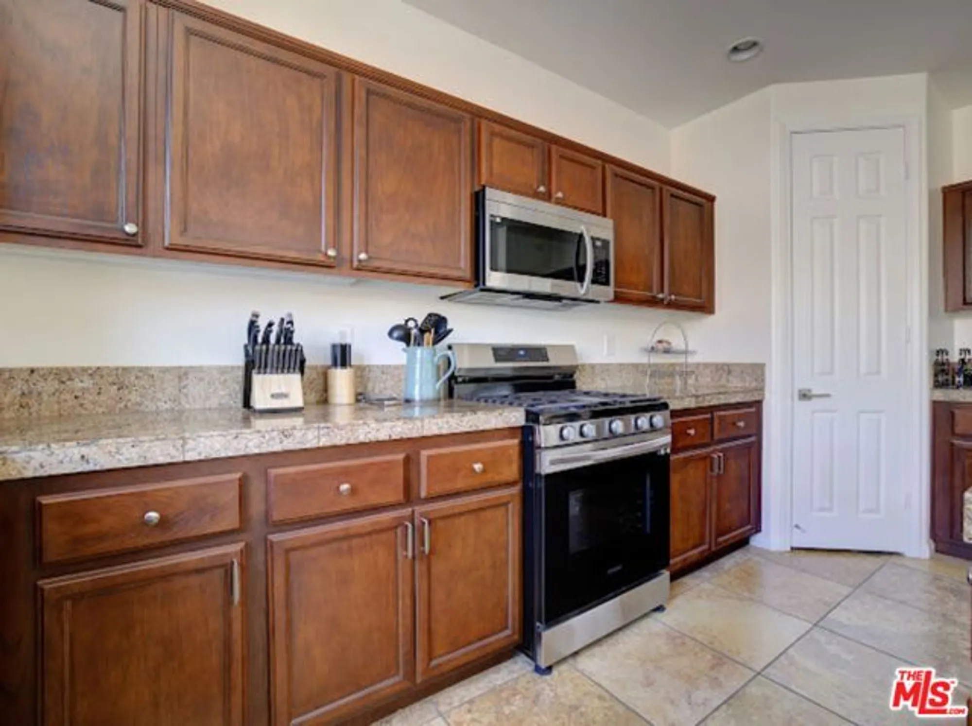 Property Slideshow image 16 of 38 | 81634 desert willow dr, La Quinta, CA, 92253