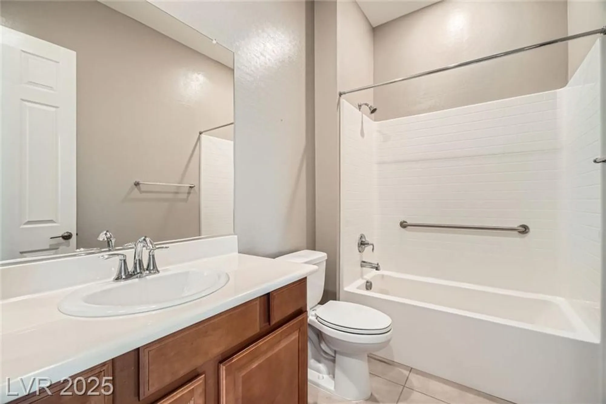 Property Slideshow image 17 of 31 | 208 coltrane canyon ave, Henderson, NV, 89011
