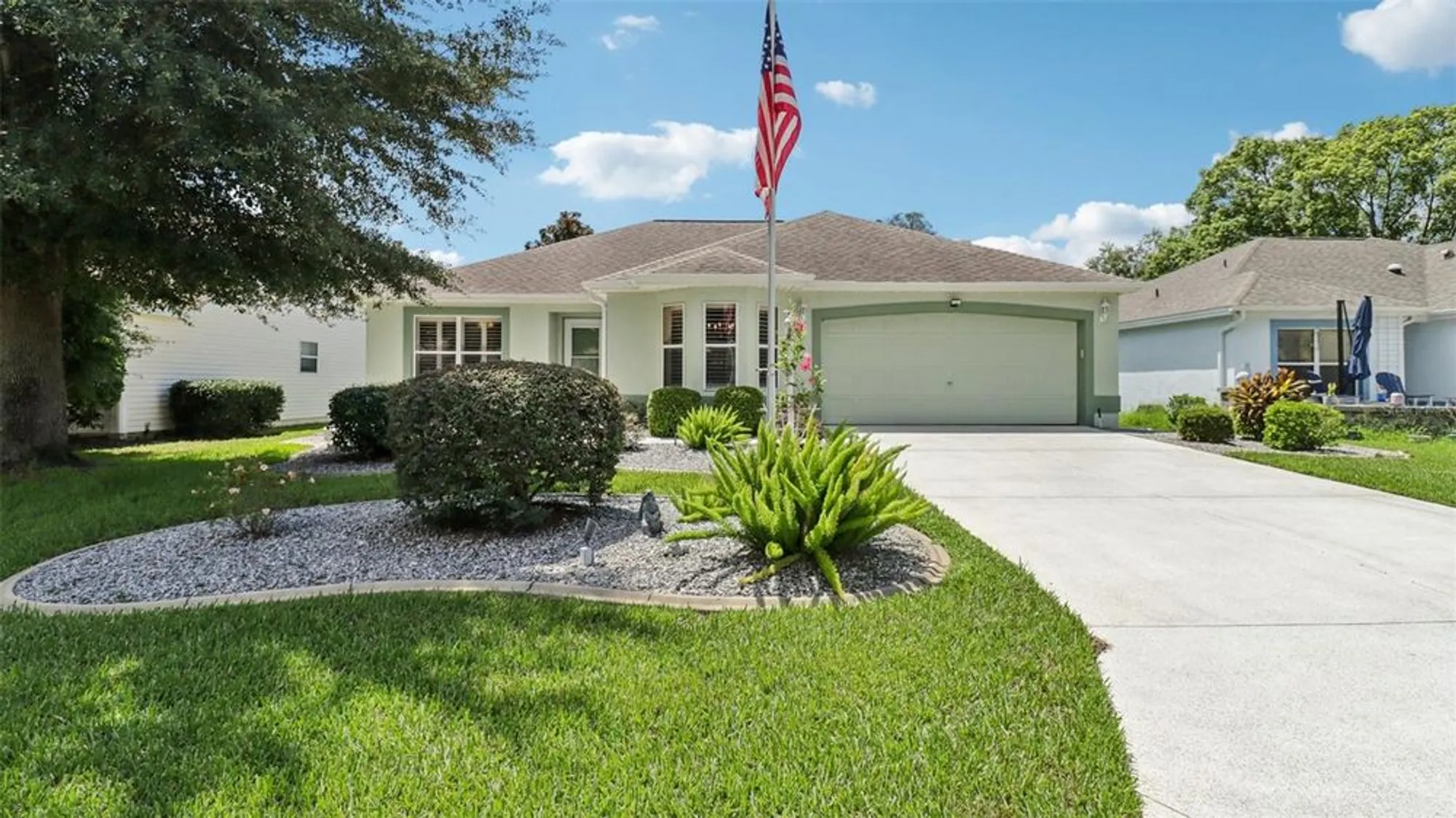 Property Slideshow image 1 of 43 | 916 pasadena way, The Villages, FL, 32159